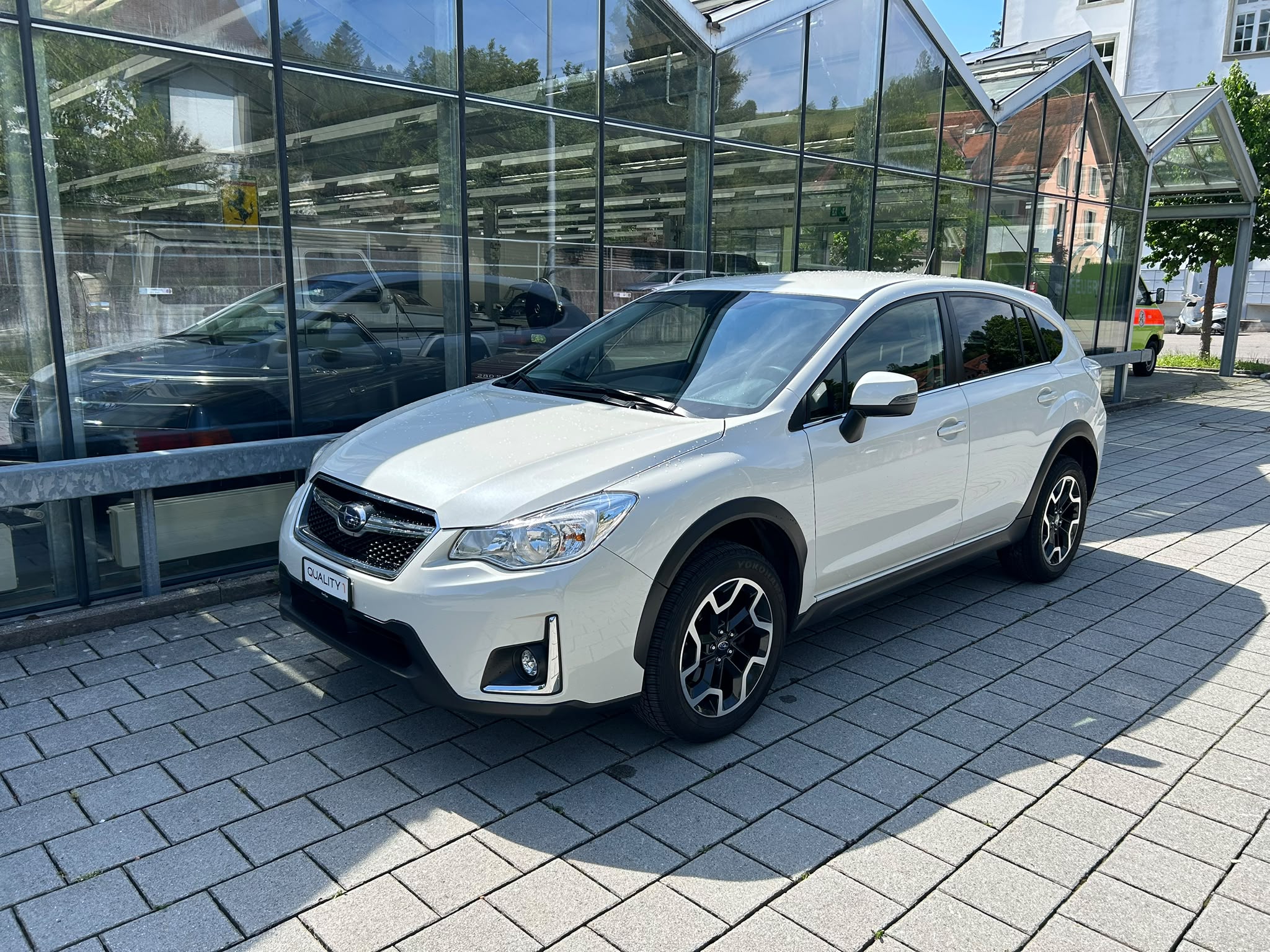 Car photo