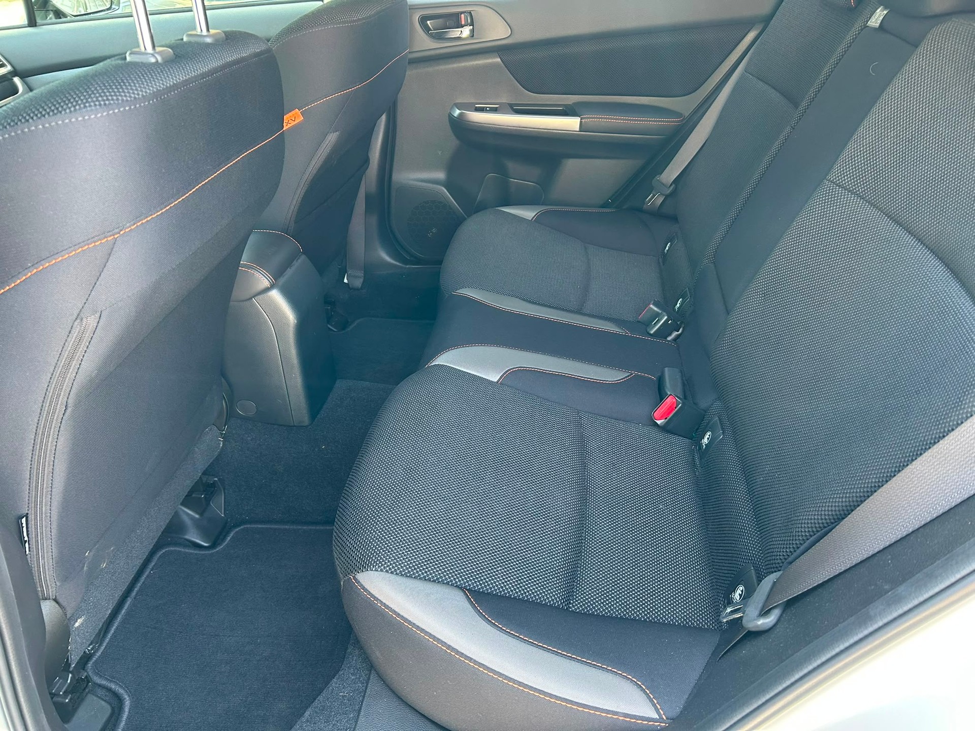 SUBARU XV 2.0 Swiss Two AWD CVT-image-12