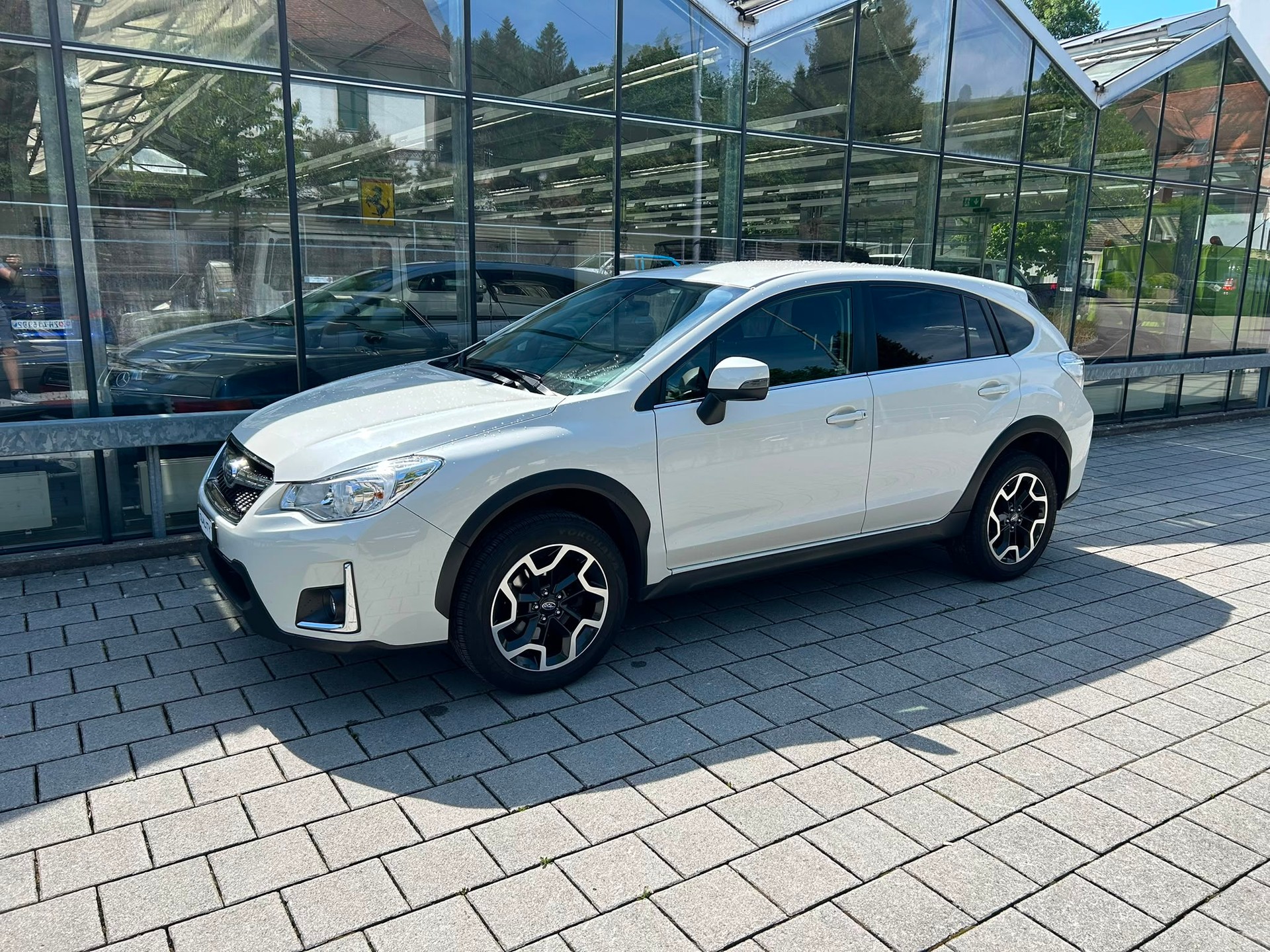 SUBARU XV 2.0 Swiss Two AWD CVT-image-2