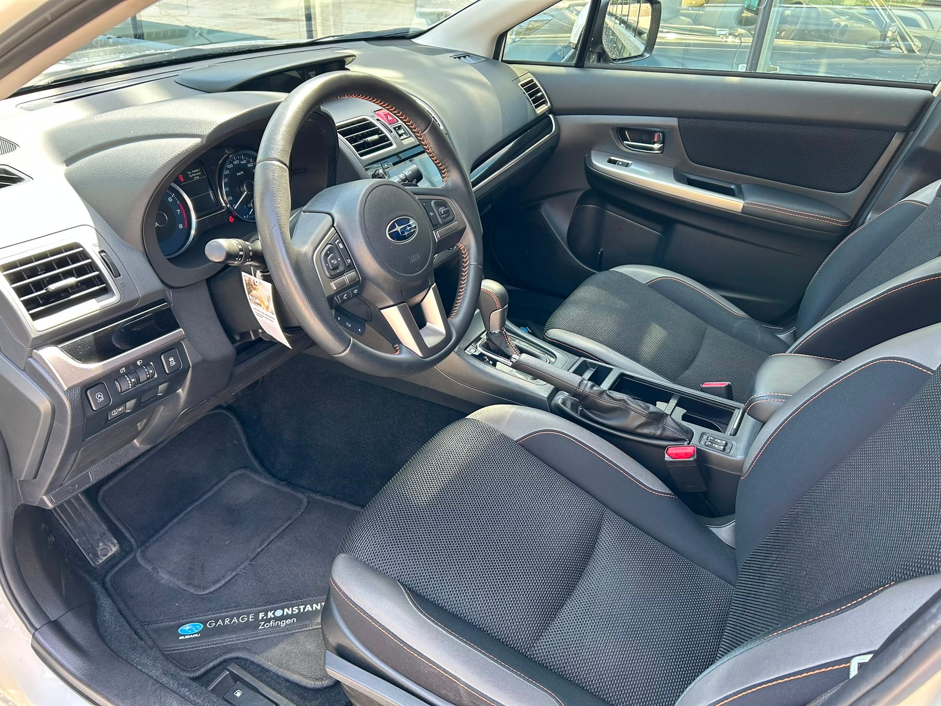 SUBARU XV 2.0 Swiss Two AWD CVT-image-7