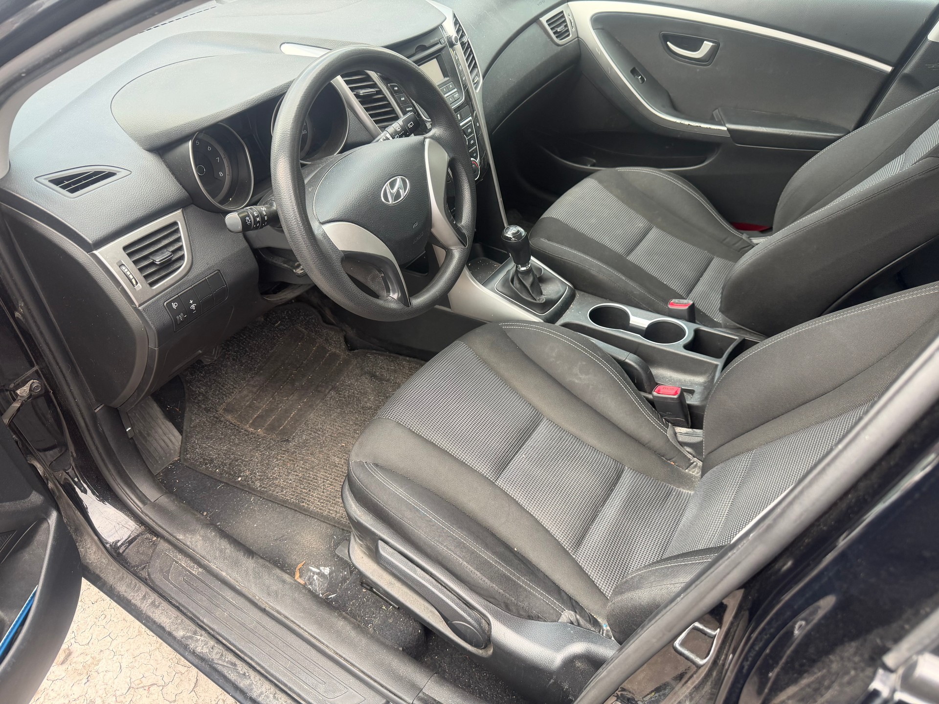 HYUNDAI i30 1.4 Pica-image-4