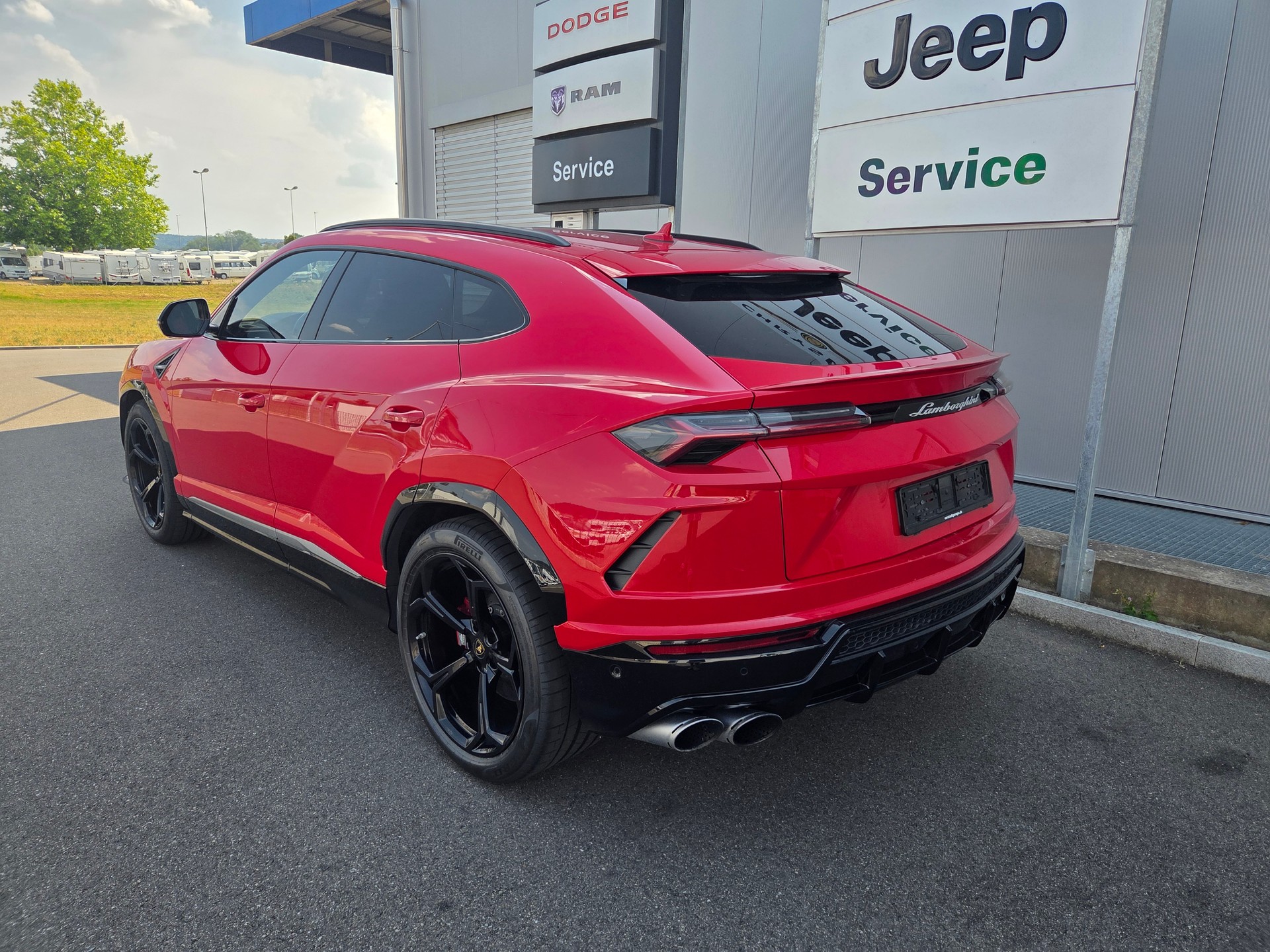 LAMBORGHINI Urus E-Gear-image-2