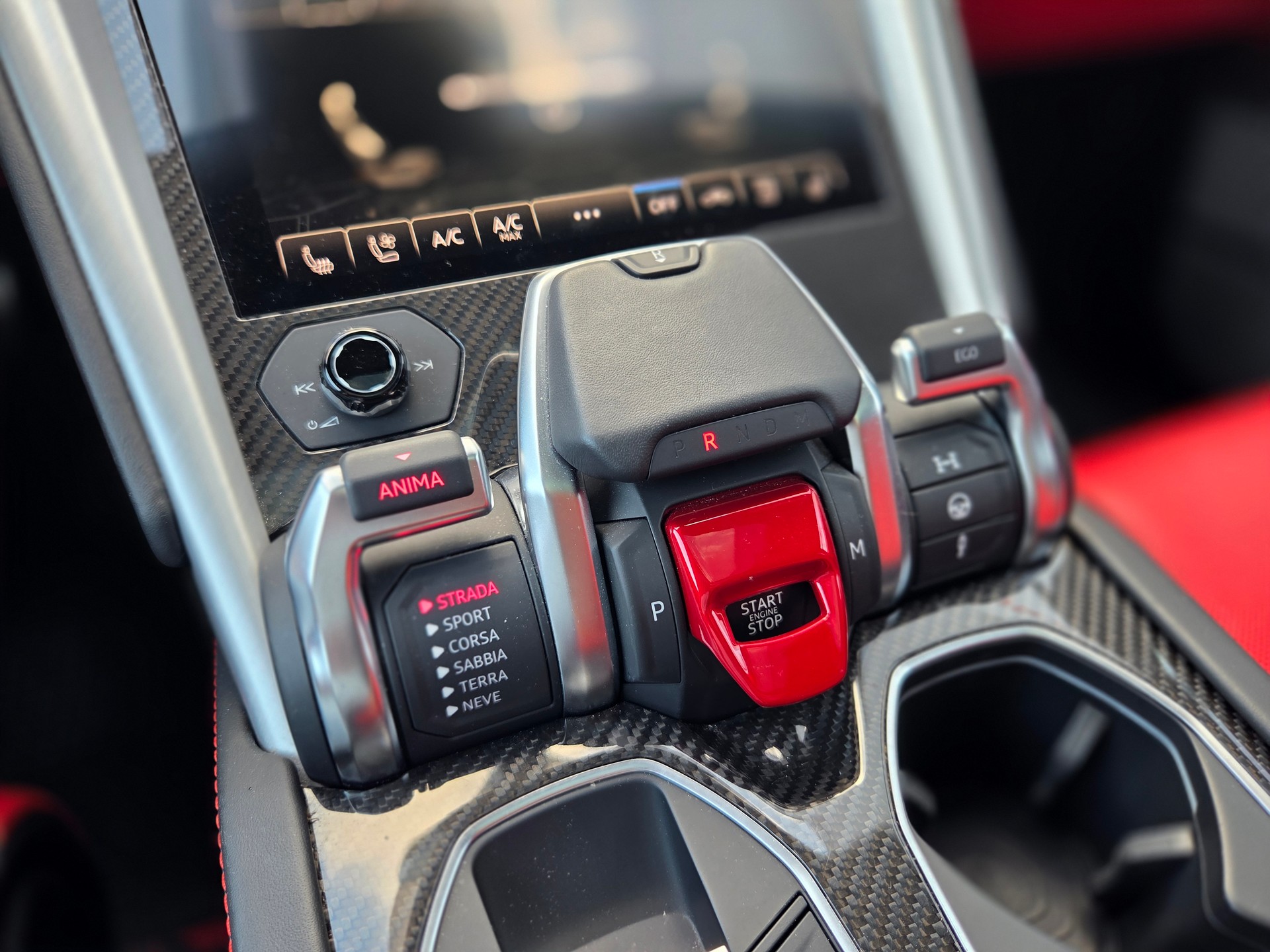 LAMBORGHINI Urus E-Gear-image-13