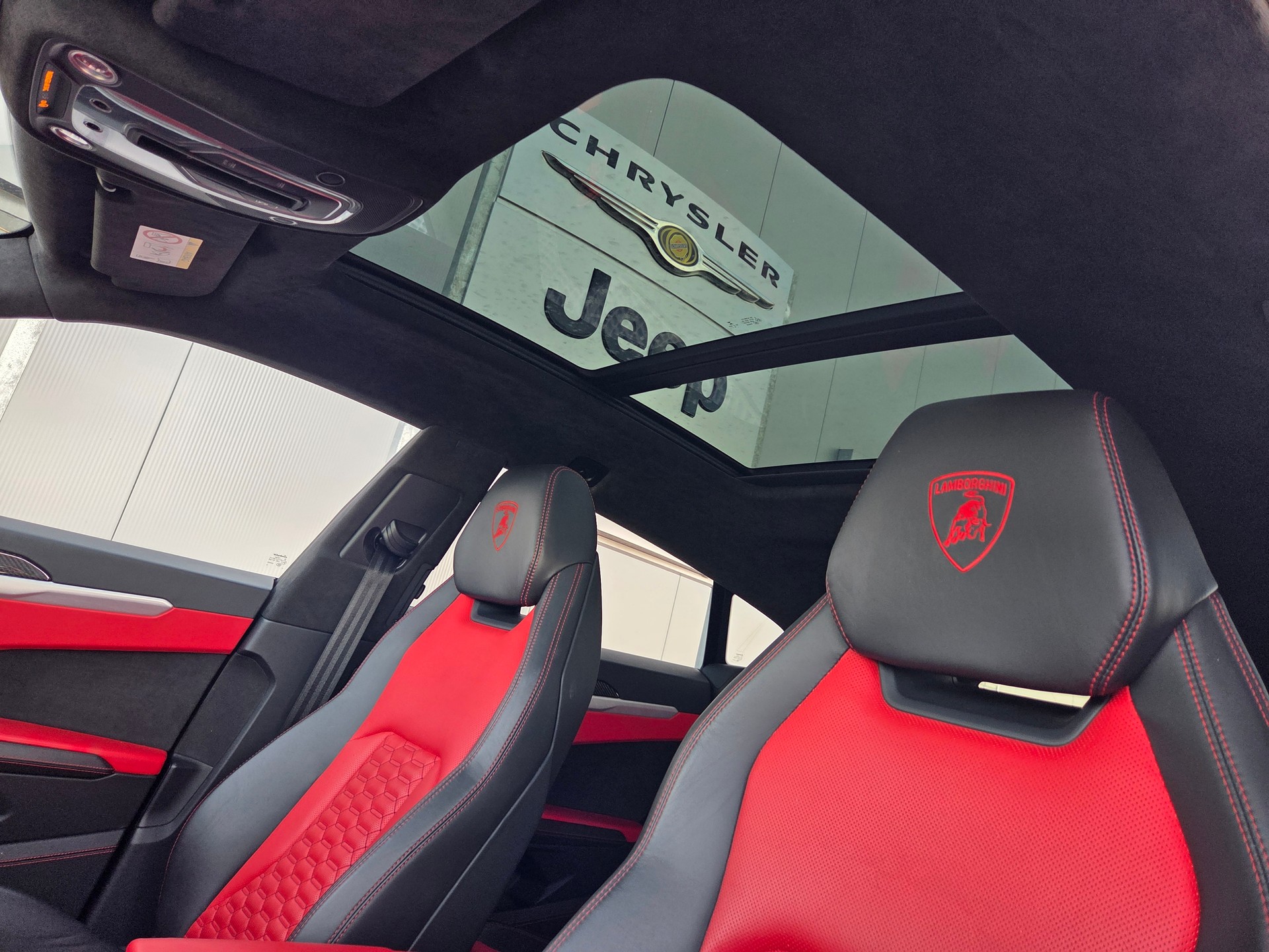 LAMBORGHINI Urus E-Gear-image-10