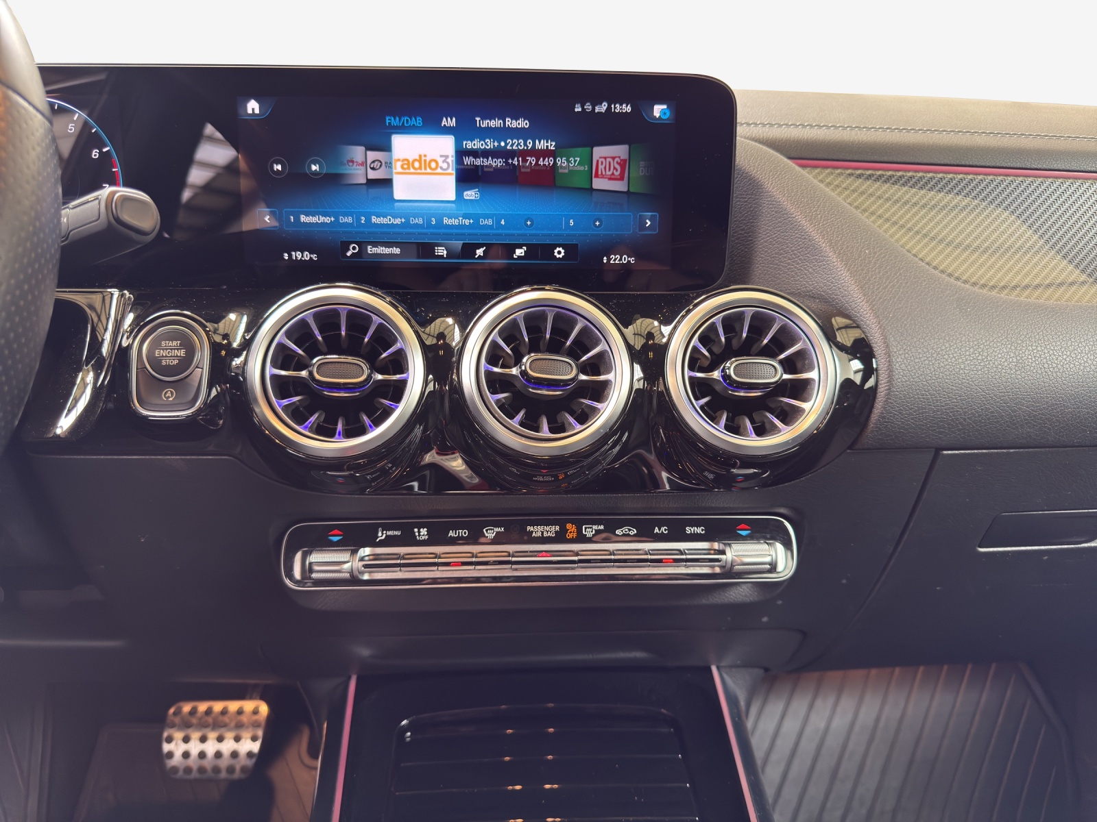 MERCEDES-BENZ GLA 200 4Matic AMG Line 8G-DCT-image-10