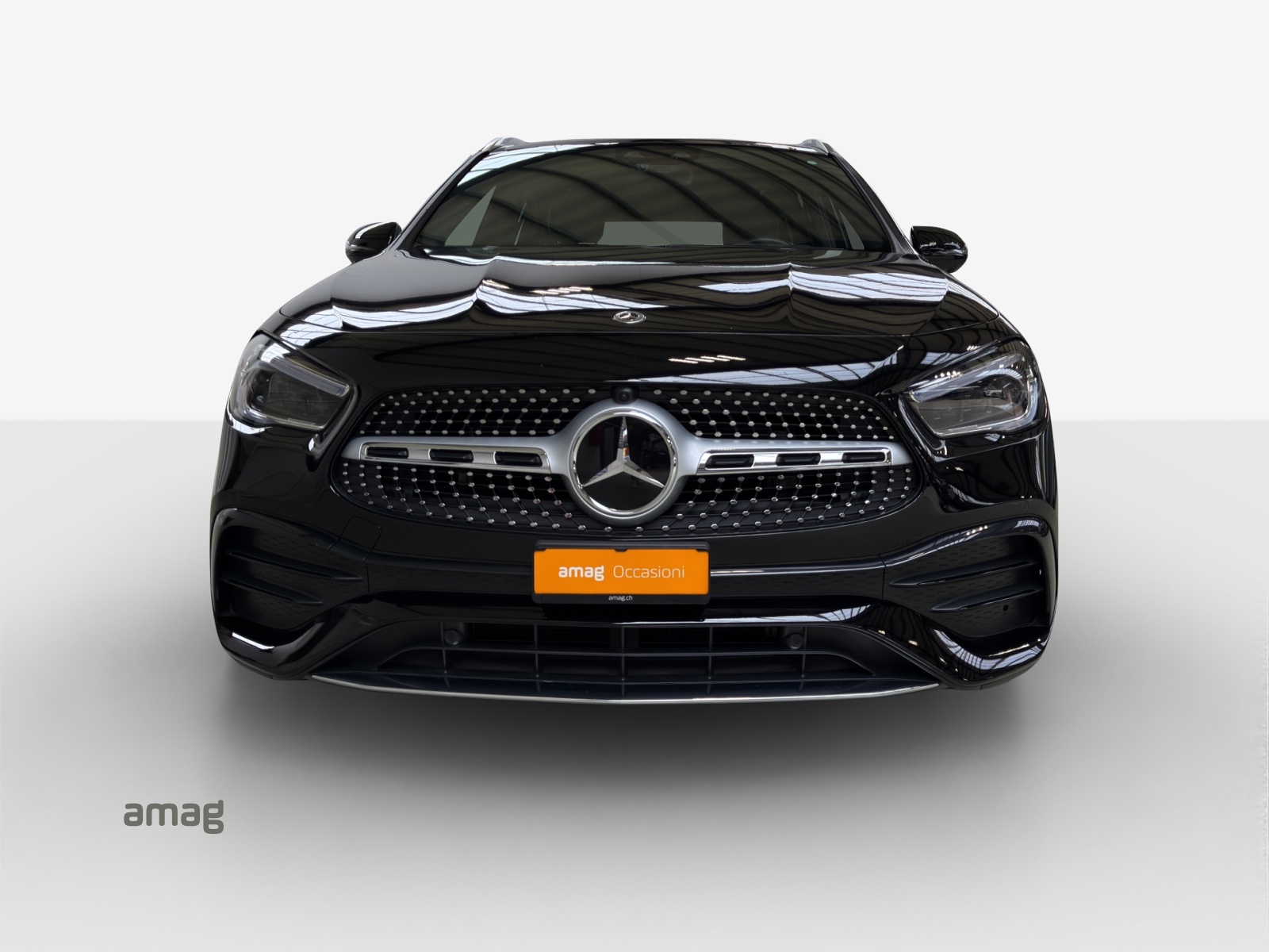 MERCEDES-BENZ GLA 200 4Matic AMG Line 8G-DCT-image-6
