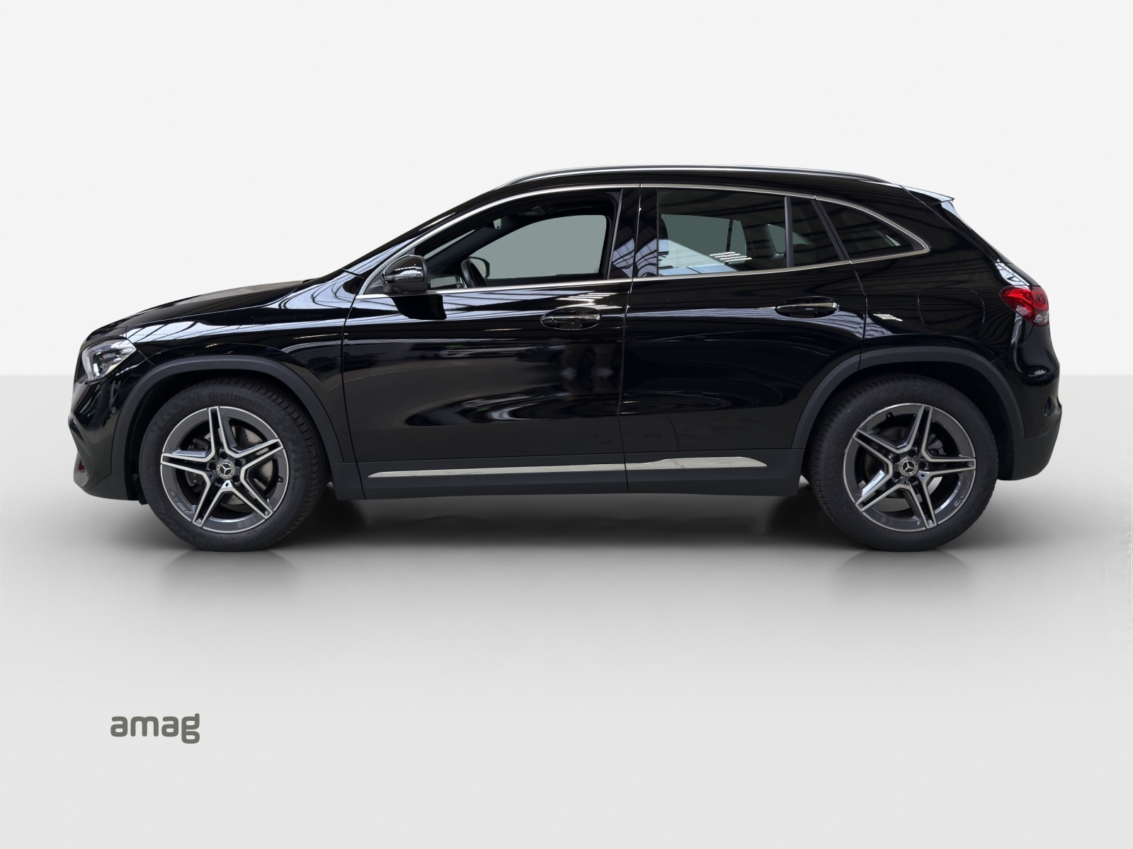 MERCEDES-BENZ GLA 200 4Matic AMG Line 8G-DCT-image-1