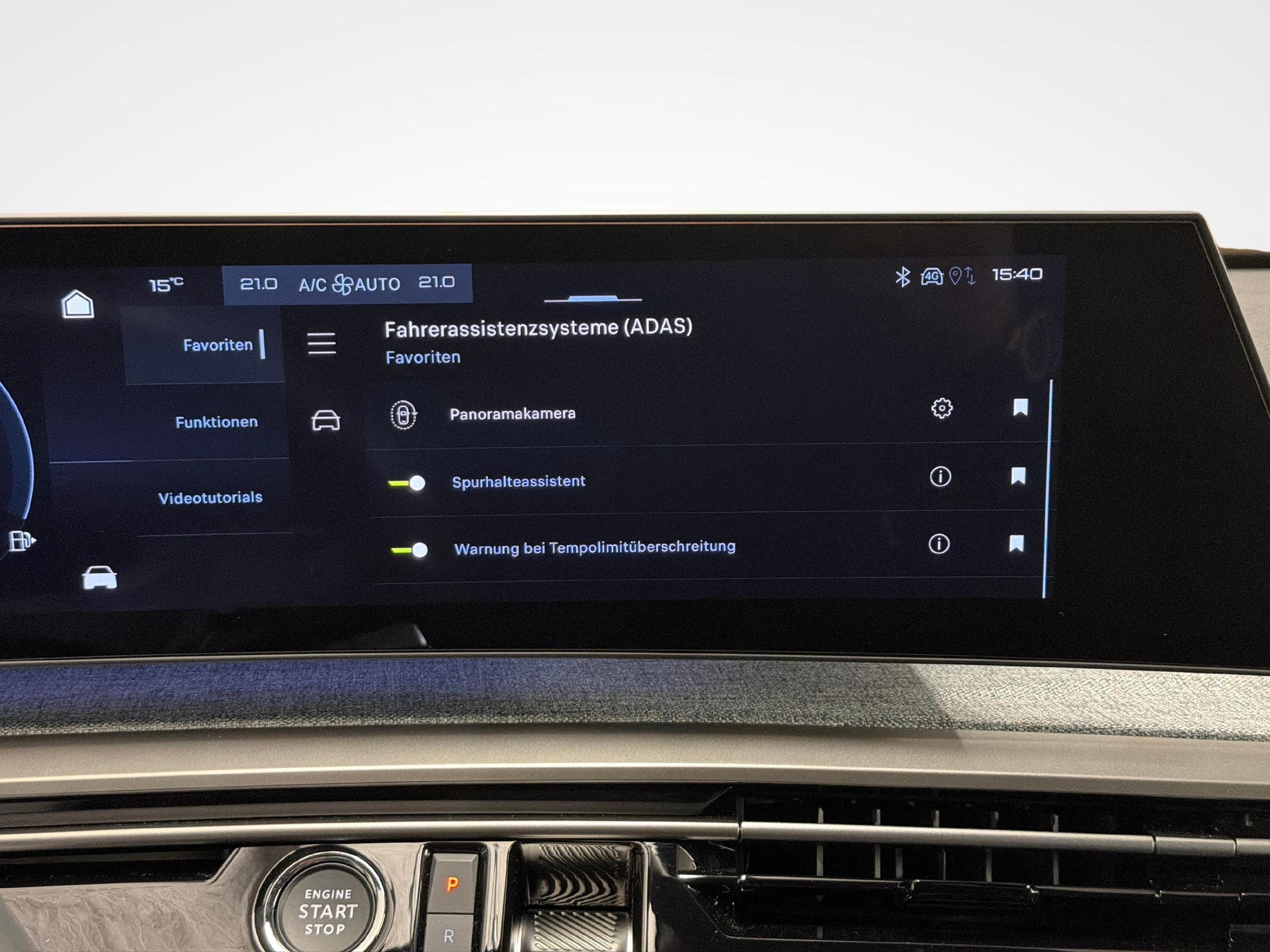 PEUGEOT 5008 1.6 PHEV Allure-image-18