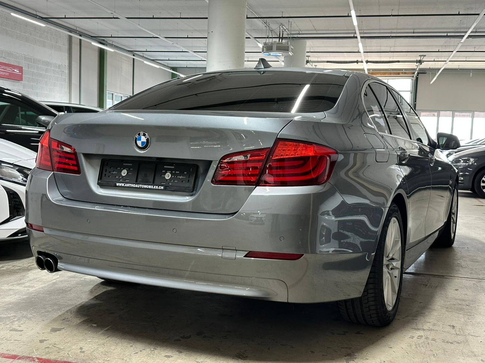 BMW 528i Steptronic-image-3