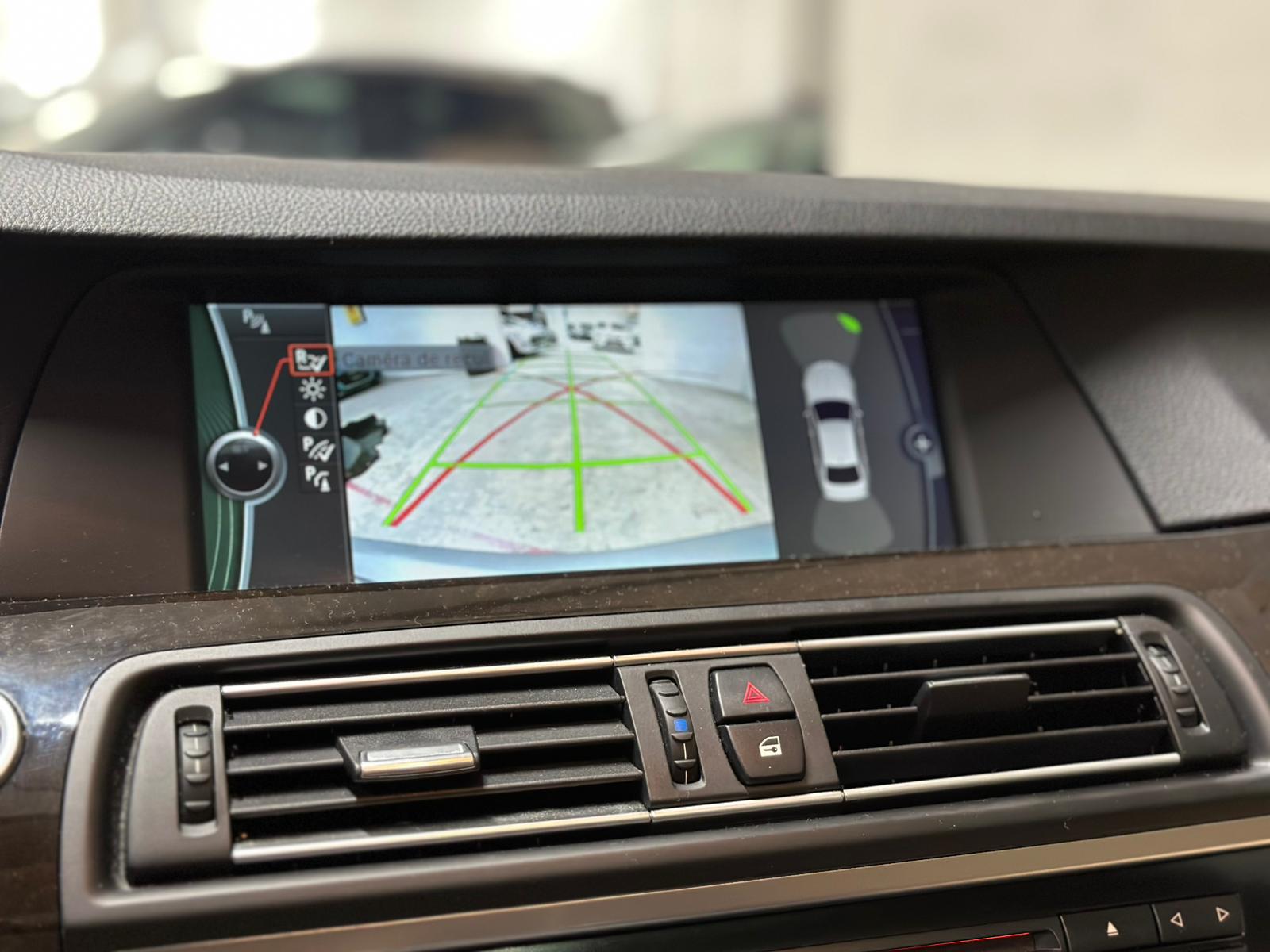 BMW 528i Steptronic-image-14