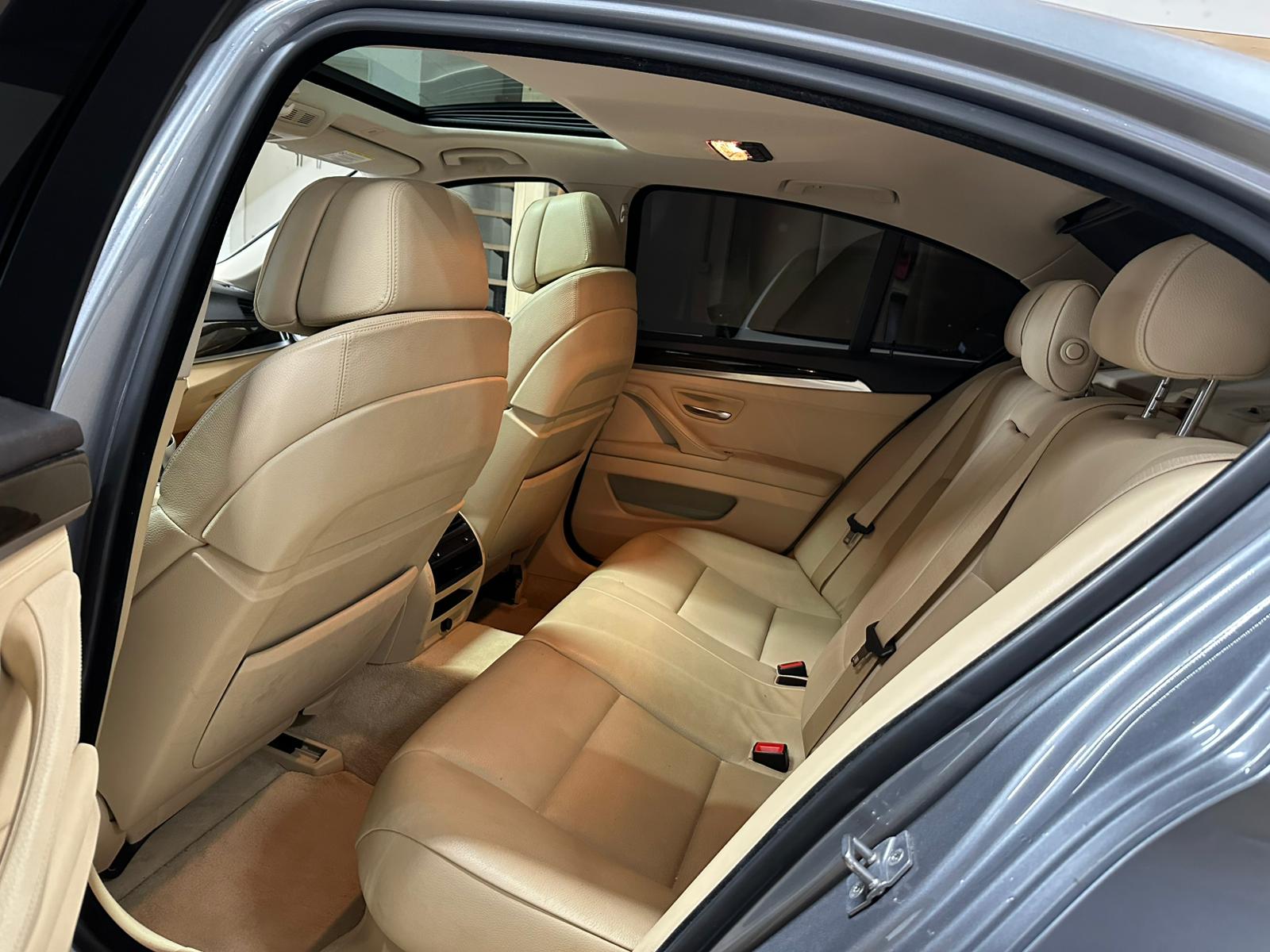 BMW 528i Steptronic-image-6