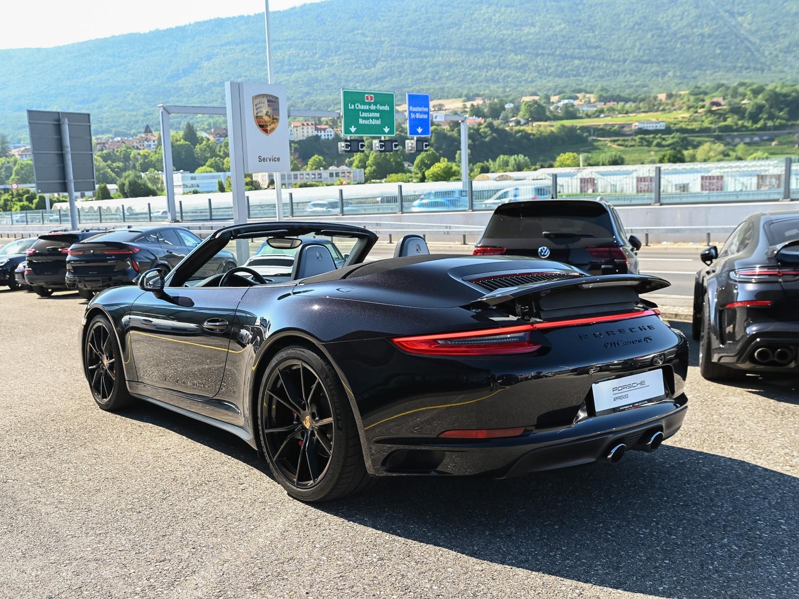 PORSCHE 911 Carrera 4S Cabrio PDK-image-5