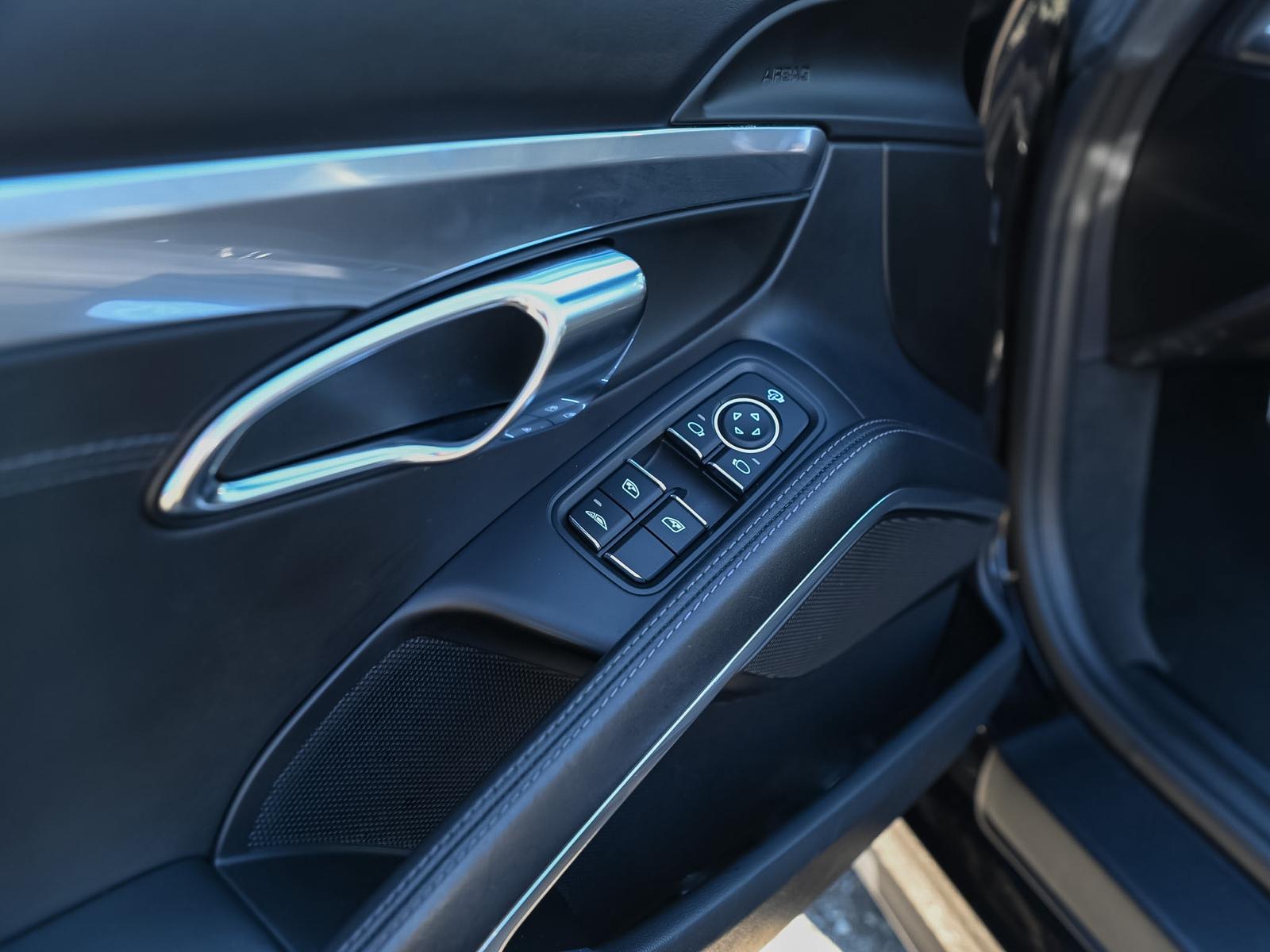 PORSCHE 911 Carrera 4S Cabrio PDK-image-26