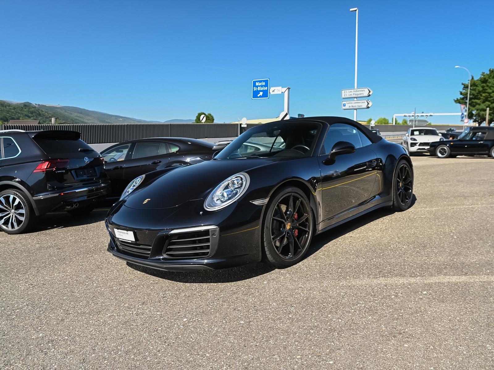 PORSCHE 911 Carrera 4S Cabrio PDK-showroom-element-3