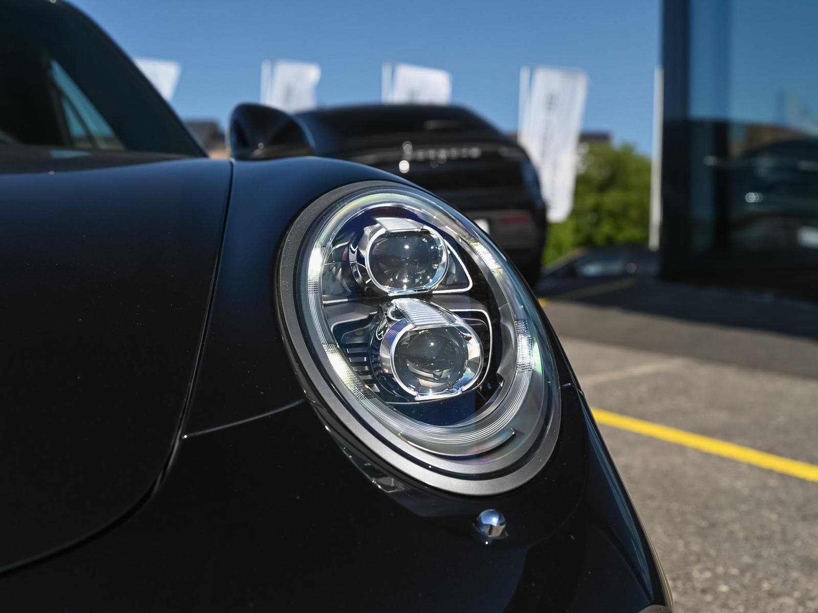 PORSCHE 911 Carrera 4S Cabrio PDK-image-14