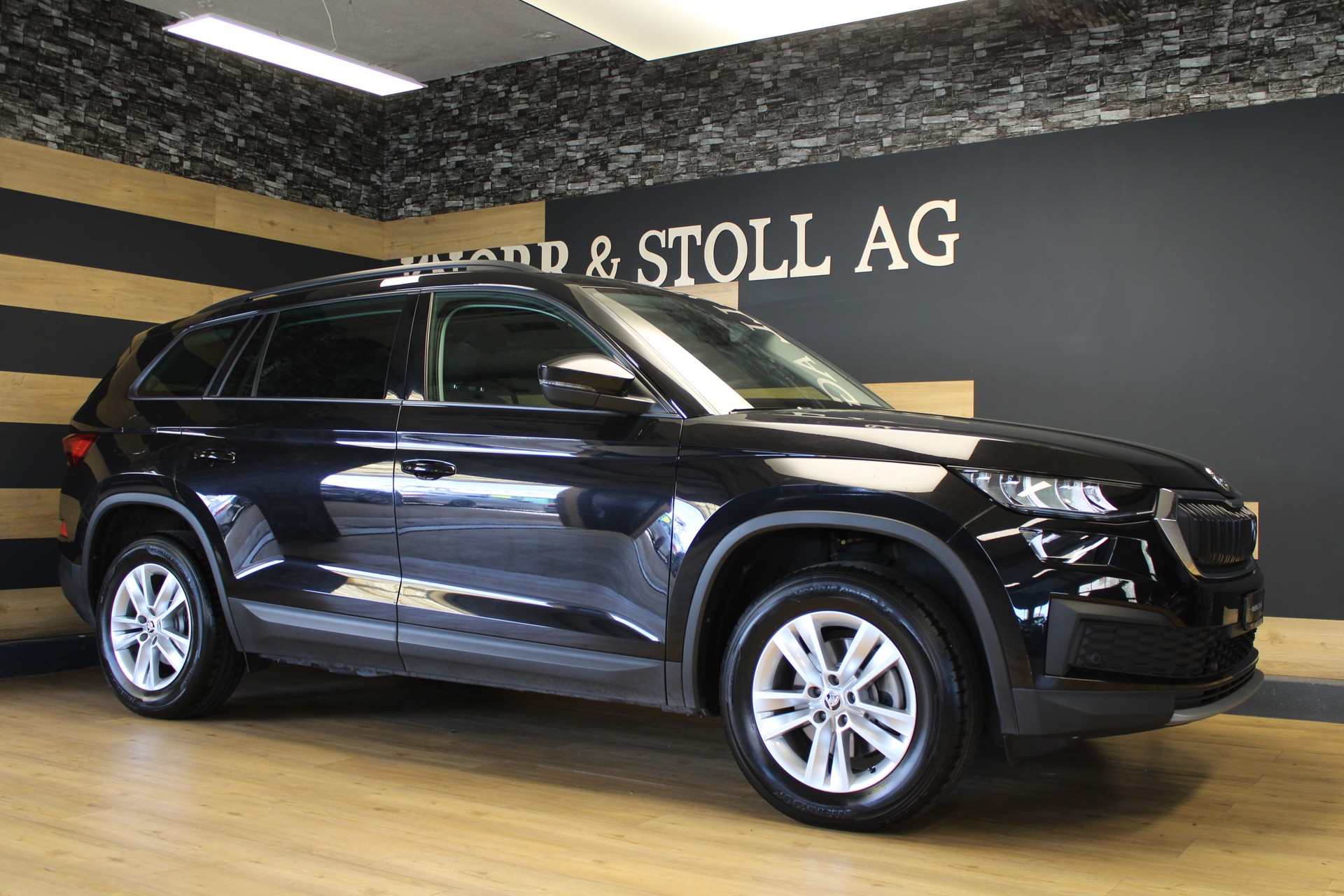SKODA Kodiaq 2.0 TDI CR Ambition 4x4 DSG-image-2