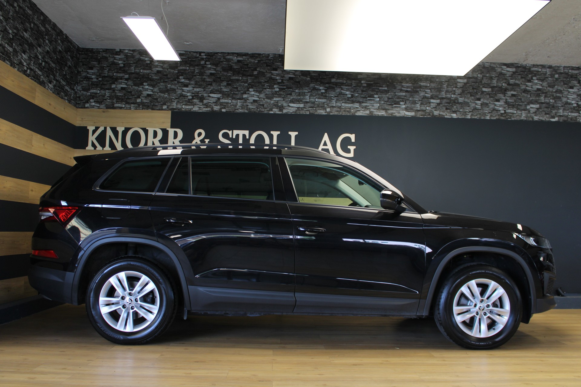 SKODA Kodiaq 2.0 TDI CR Ambition 4x4 DSG-image-3