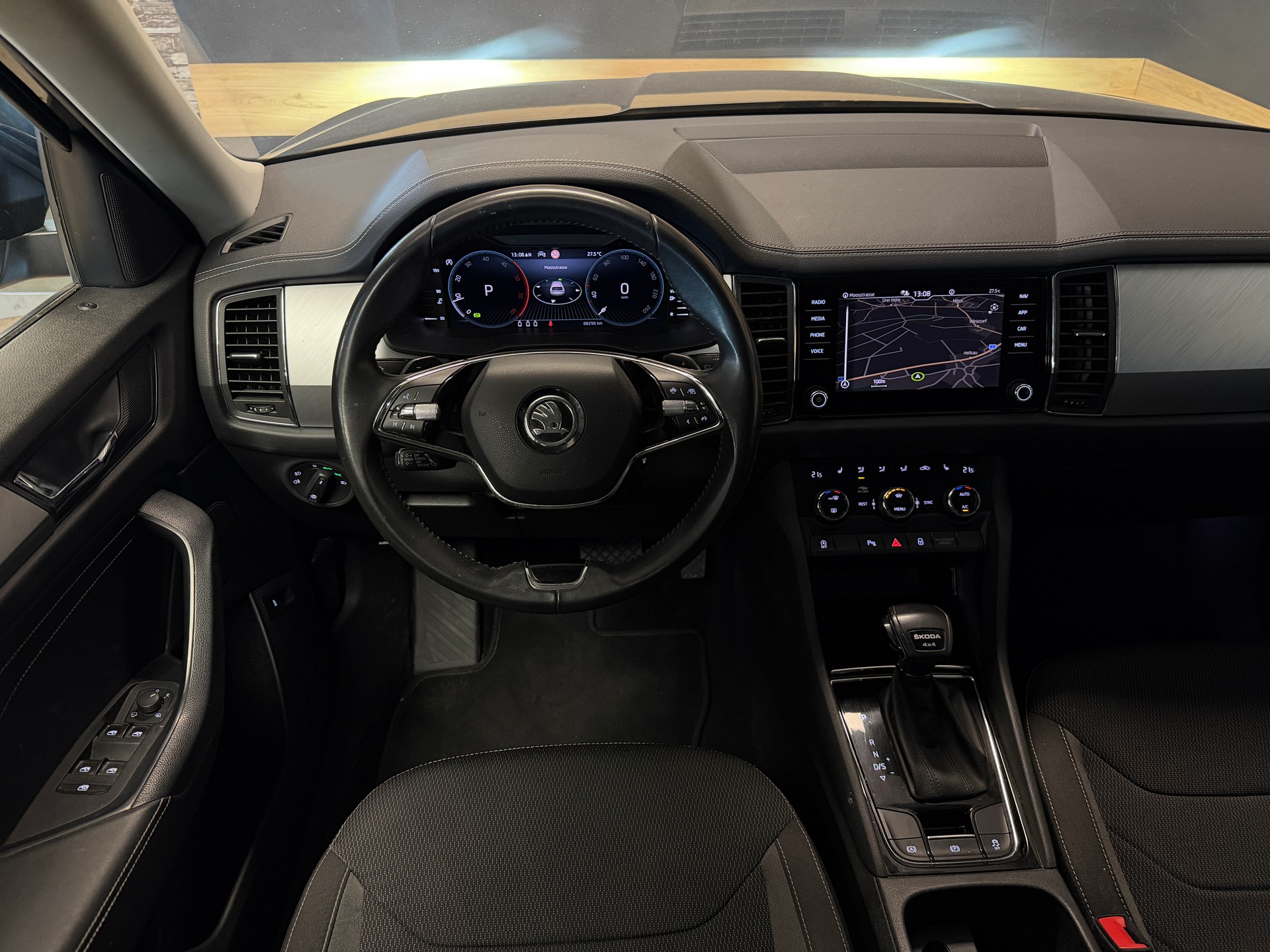 SKODA Kodiaq 2.0 TDI CR Ambition 4x4 DSG-image-19