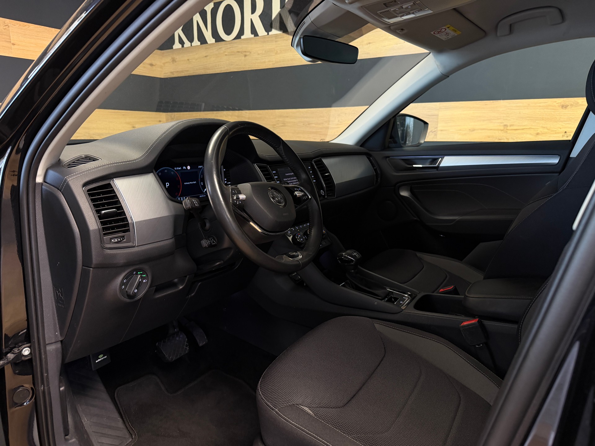 SKODA Kodiaq 2.0 TDI CR Ambition 4x4 DSG-image-13