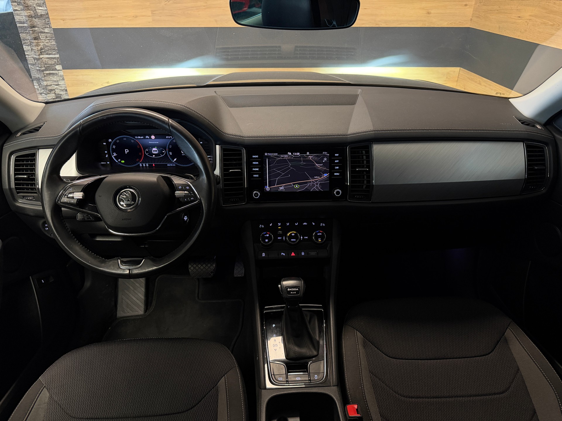 SKODA Kodiaq 2.0 TDI CR Ambition 4x4 DSG-image-20