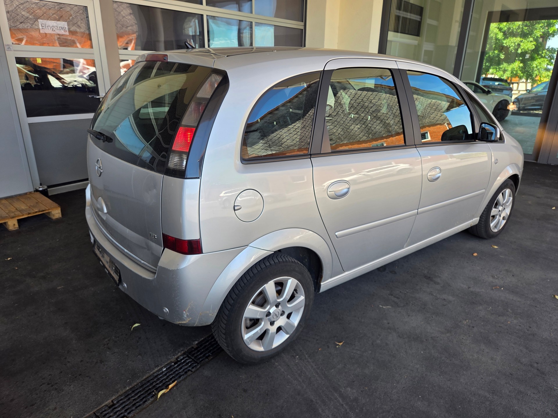 OPEL Meriva 1.8i 16V Automat-image-3