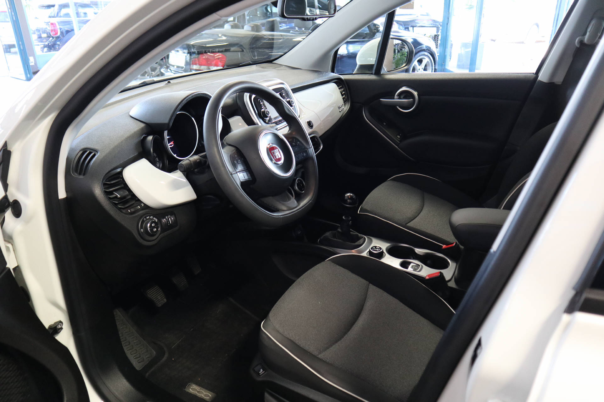 FIAT 500X 1.4 MultiAir Pop Star-image-10