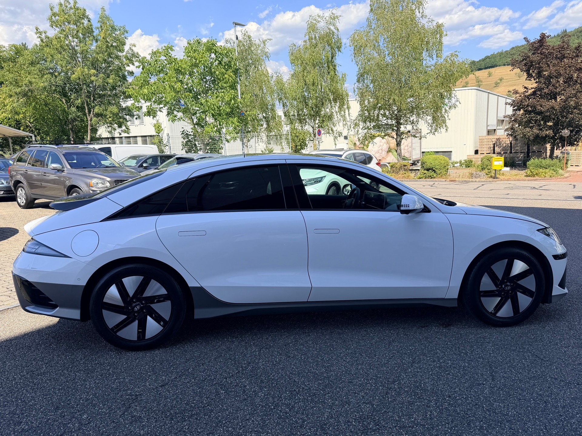 HYUNDAI Ioniq 6 77kWh Vertex 4WD-showroom-element-1