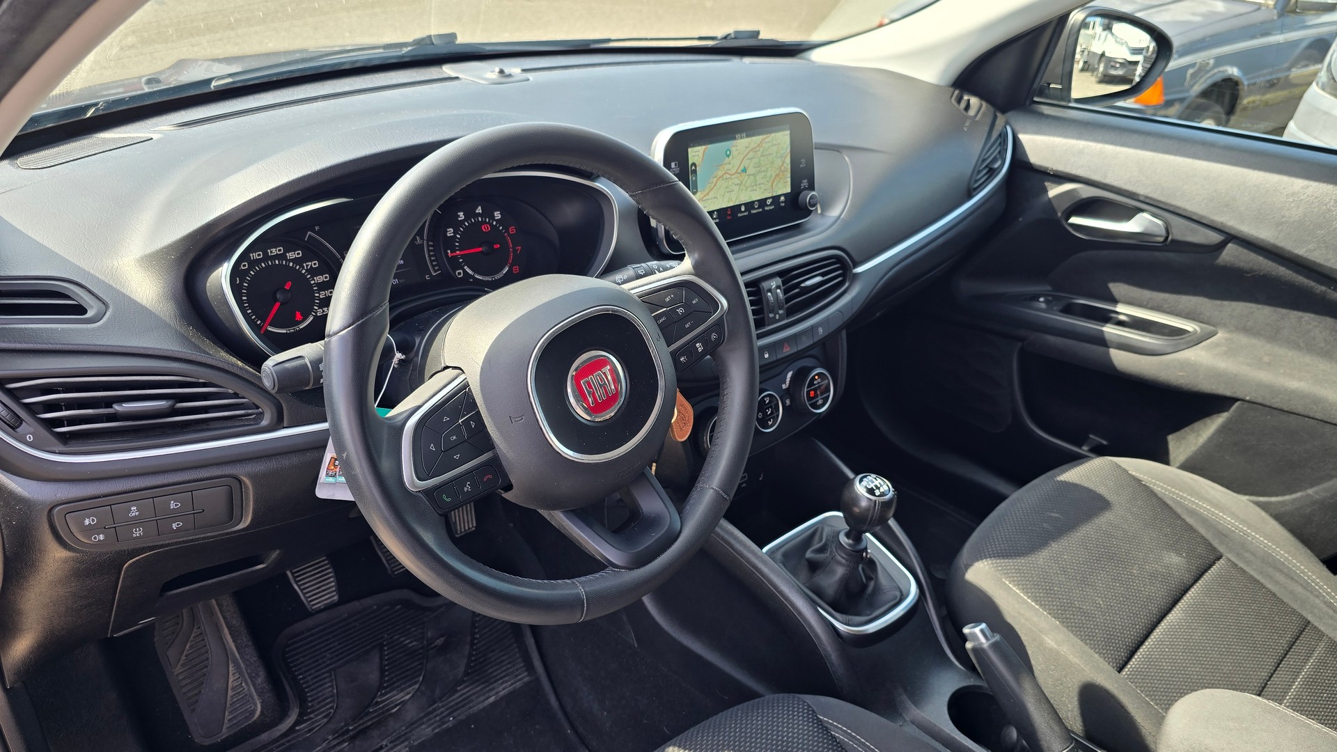 FIAT Tipo 1.4TJet Lounge-image-8