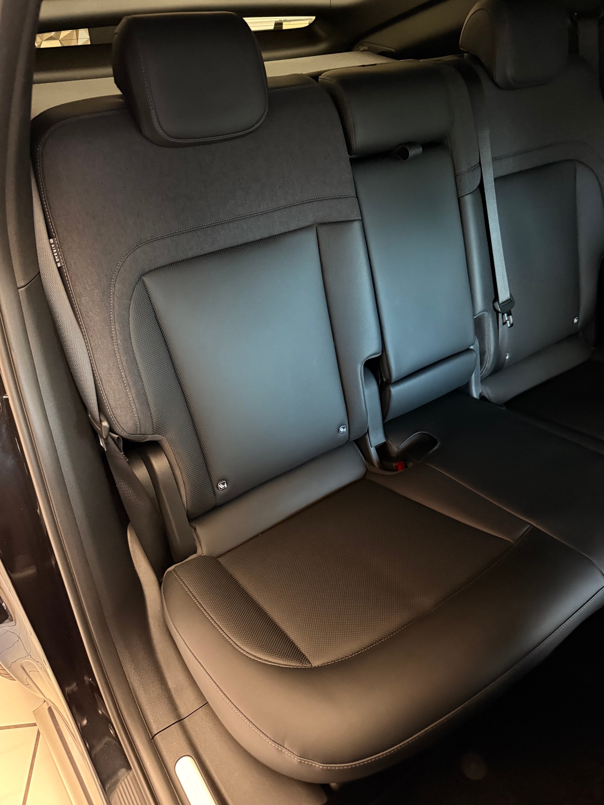 GENESIS GV60 77.4 kWh Premium SoH 97.7 %-image-13