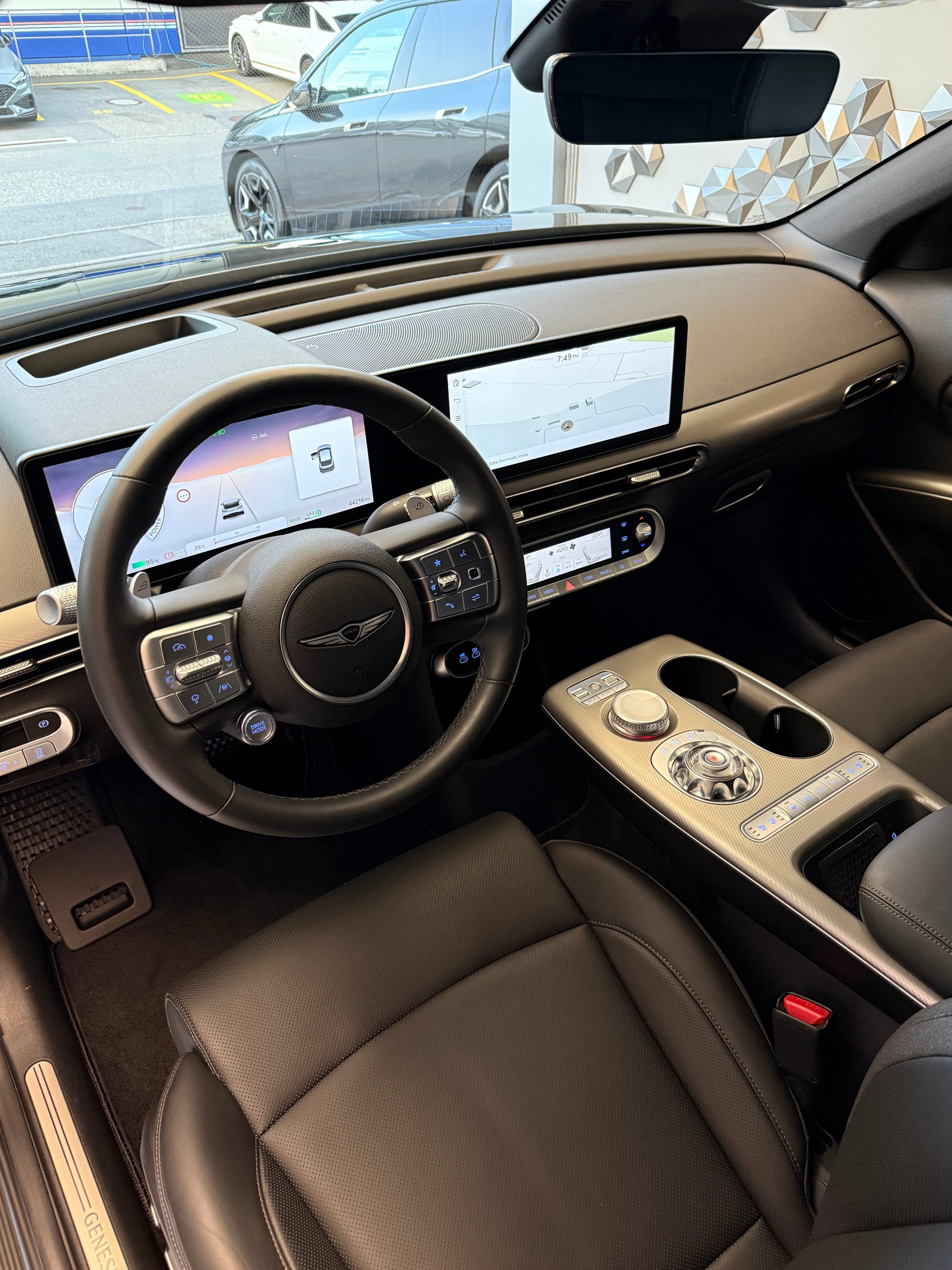 GENESIS GV60 77.4 kWh Premium SoH 97.7 %-image-6