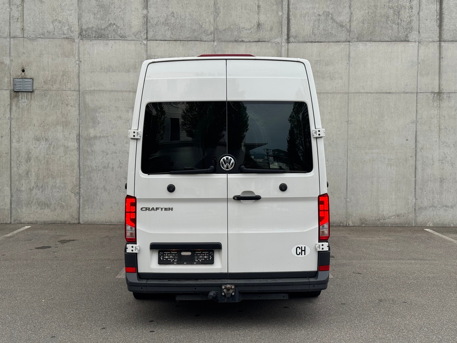 VW Crafter 35 2.0 TDI L4-image-5