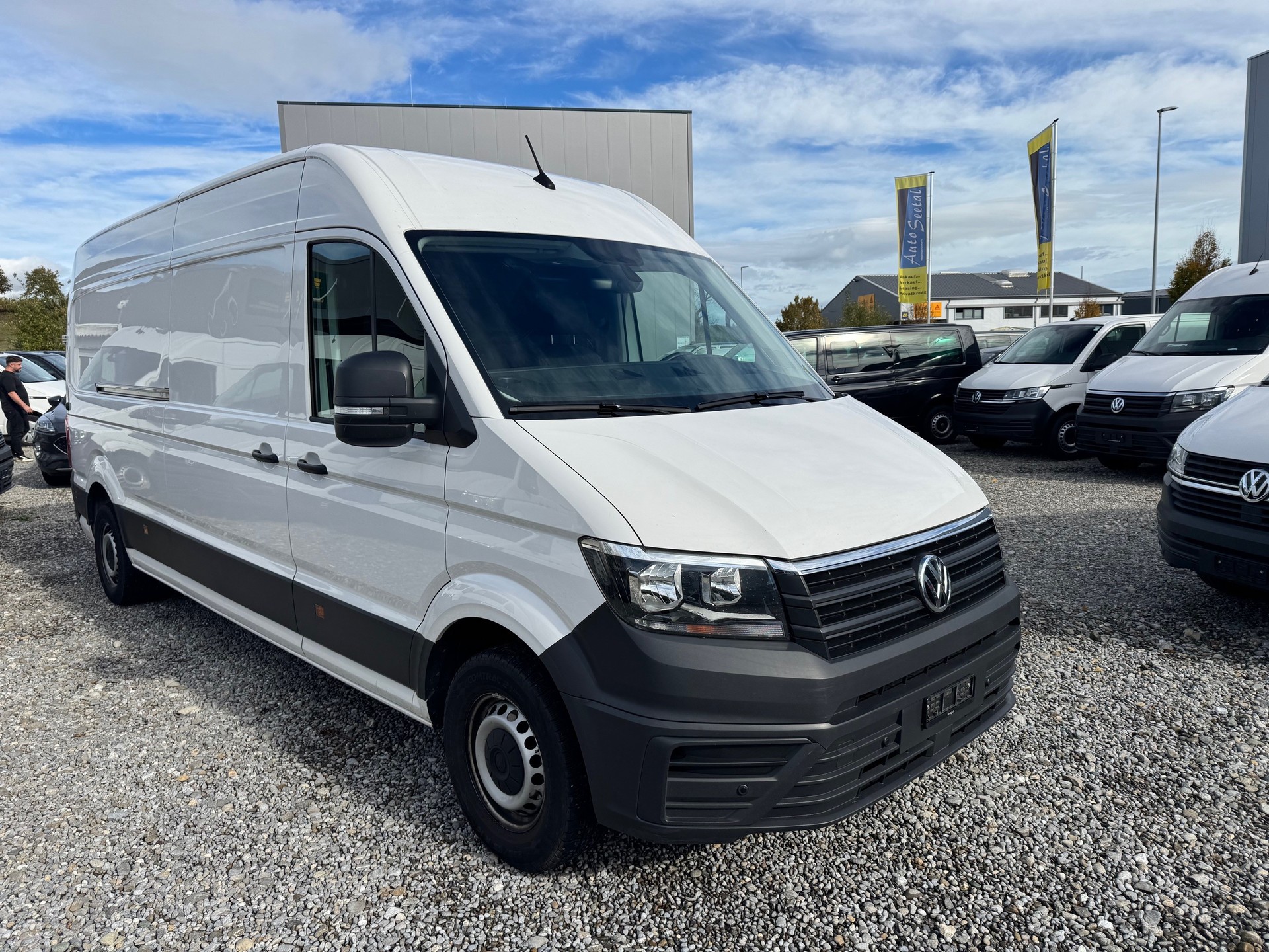 VW Crafter 35 2.0 TDI L4-image-0