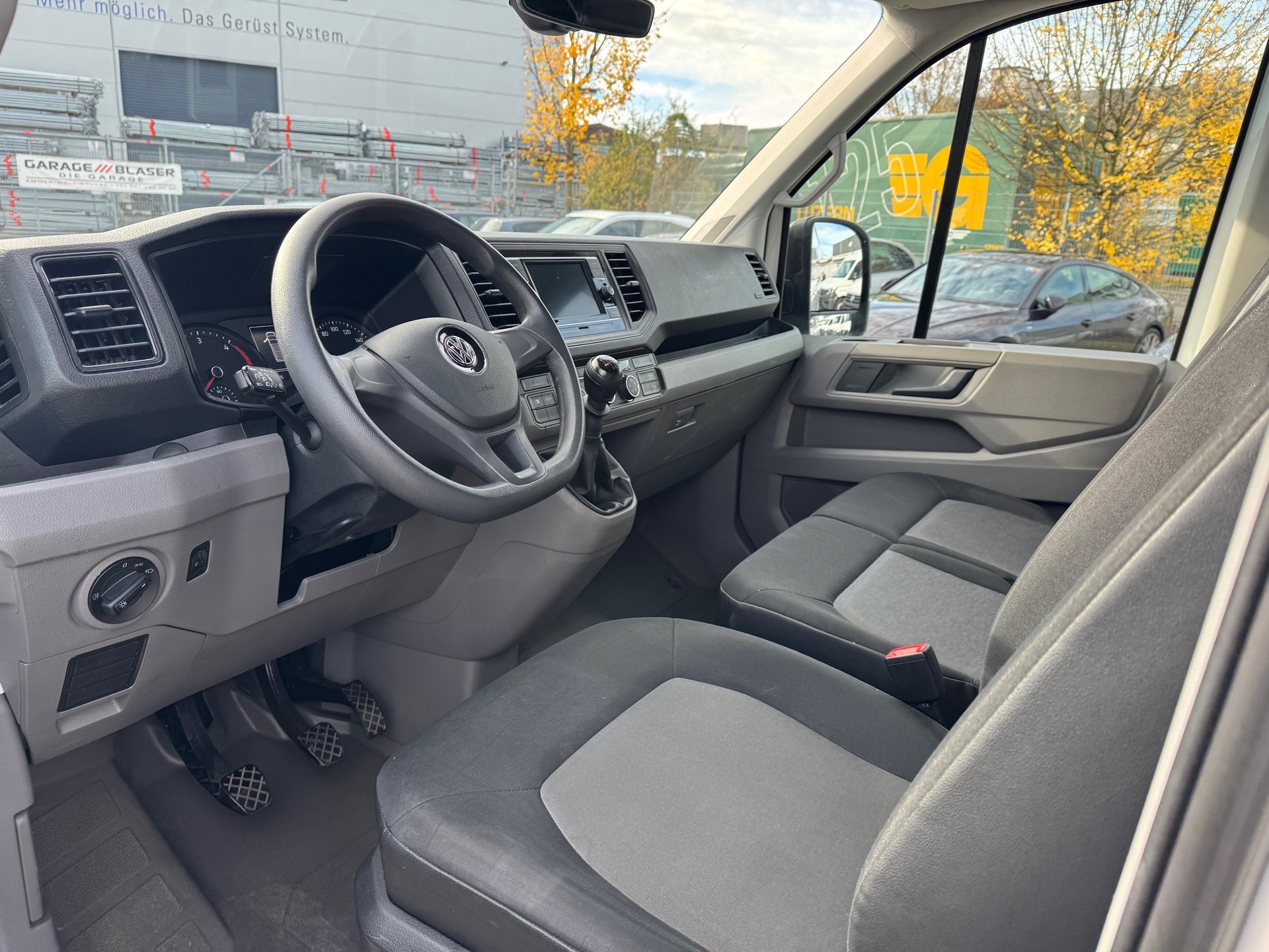 VW Crafter 35 2.0 TDI L4-image-7