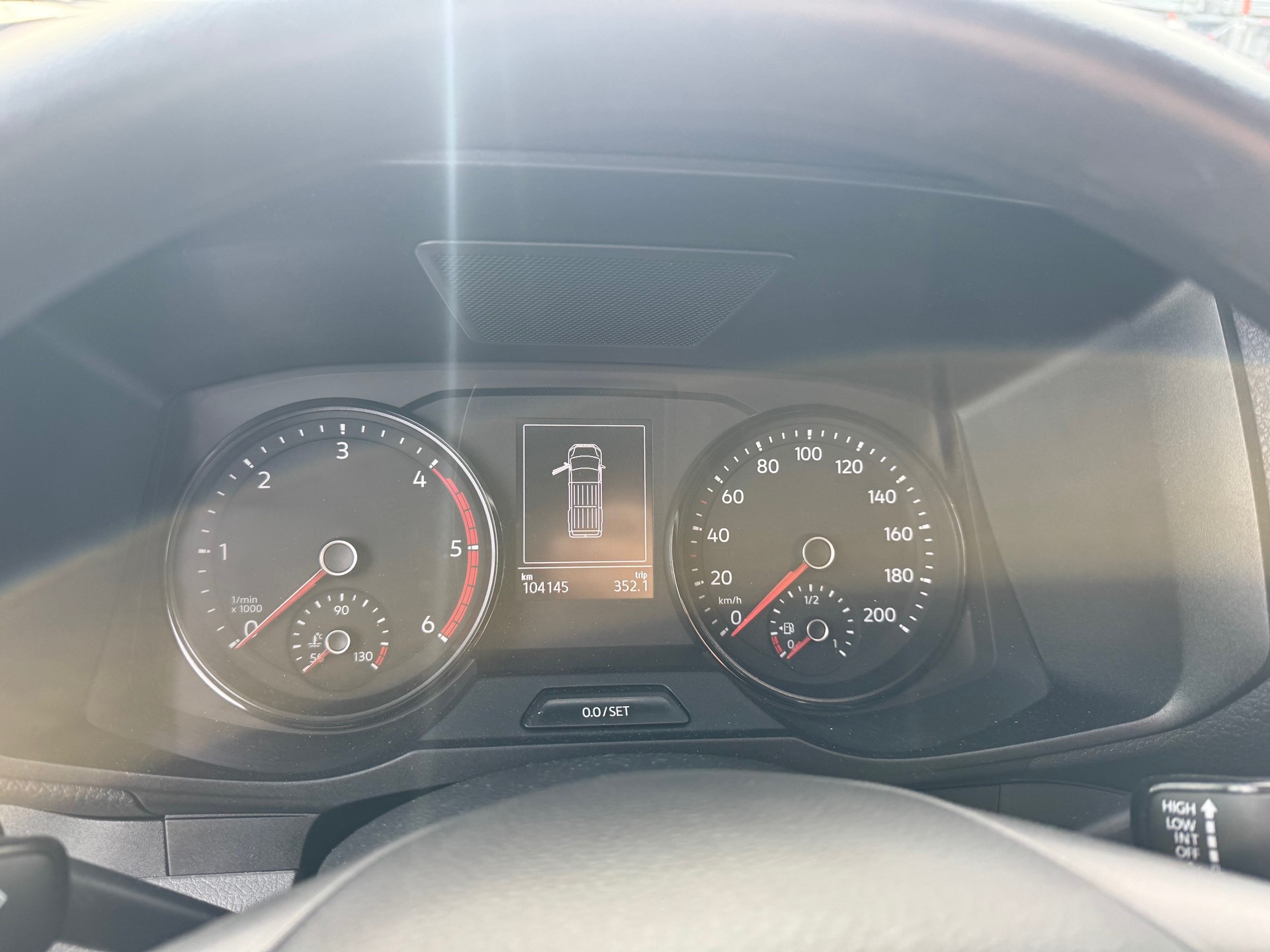 VW Crafter 35 2.0 TDI L4-image-9