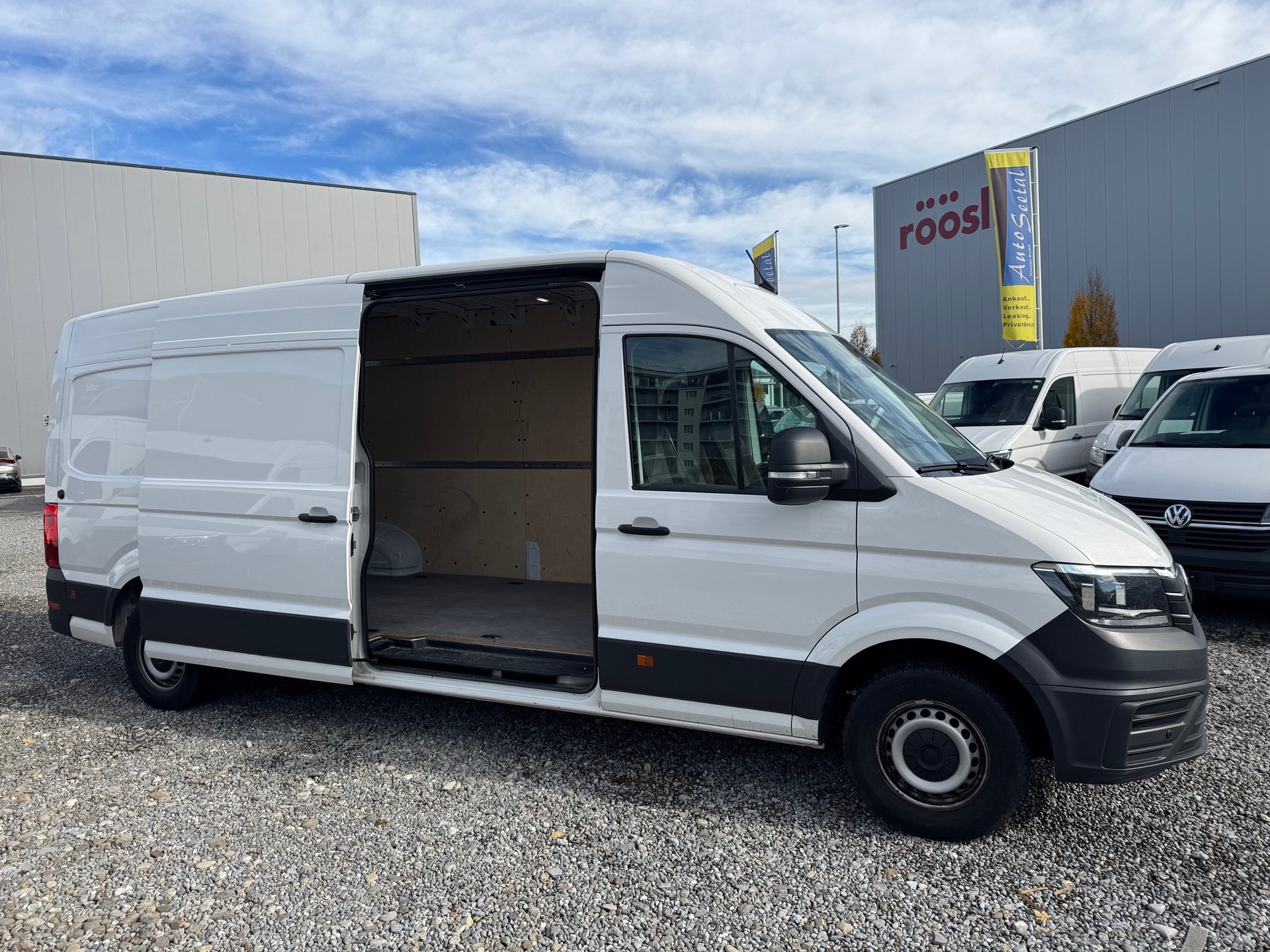 VW Crafter 35 2.0 TDI L4-image-6