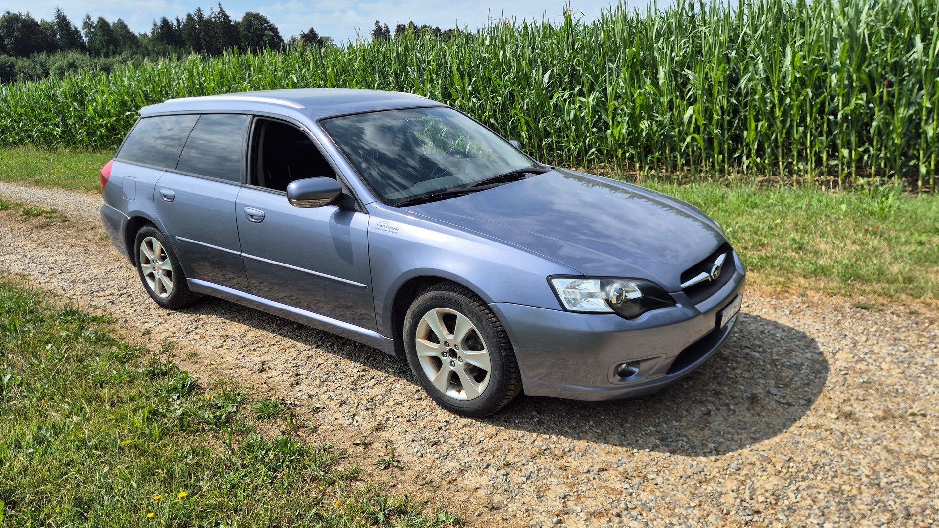 SUBARU Legacy 2.0R AWD Swiss-image-1