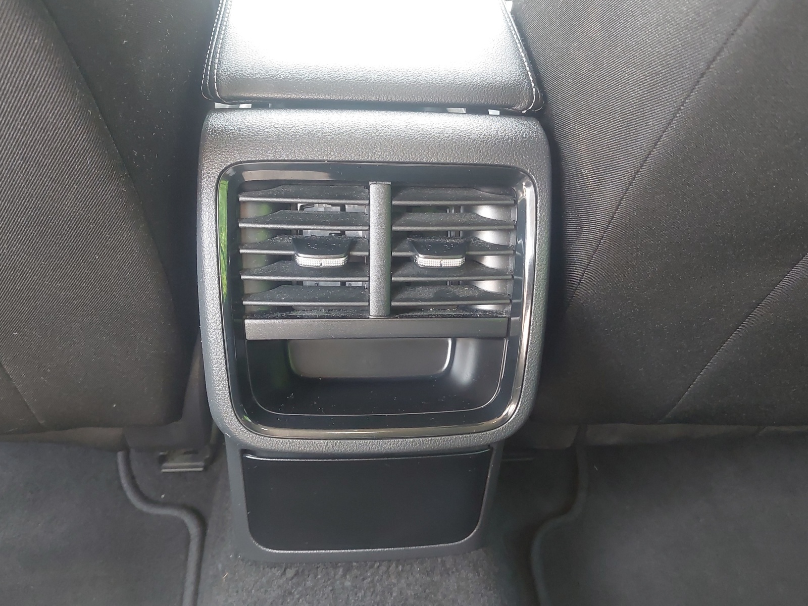 SKODA Octavia Combi 2.0 TDI DSG Ambition-image-10