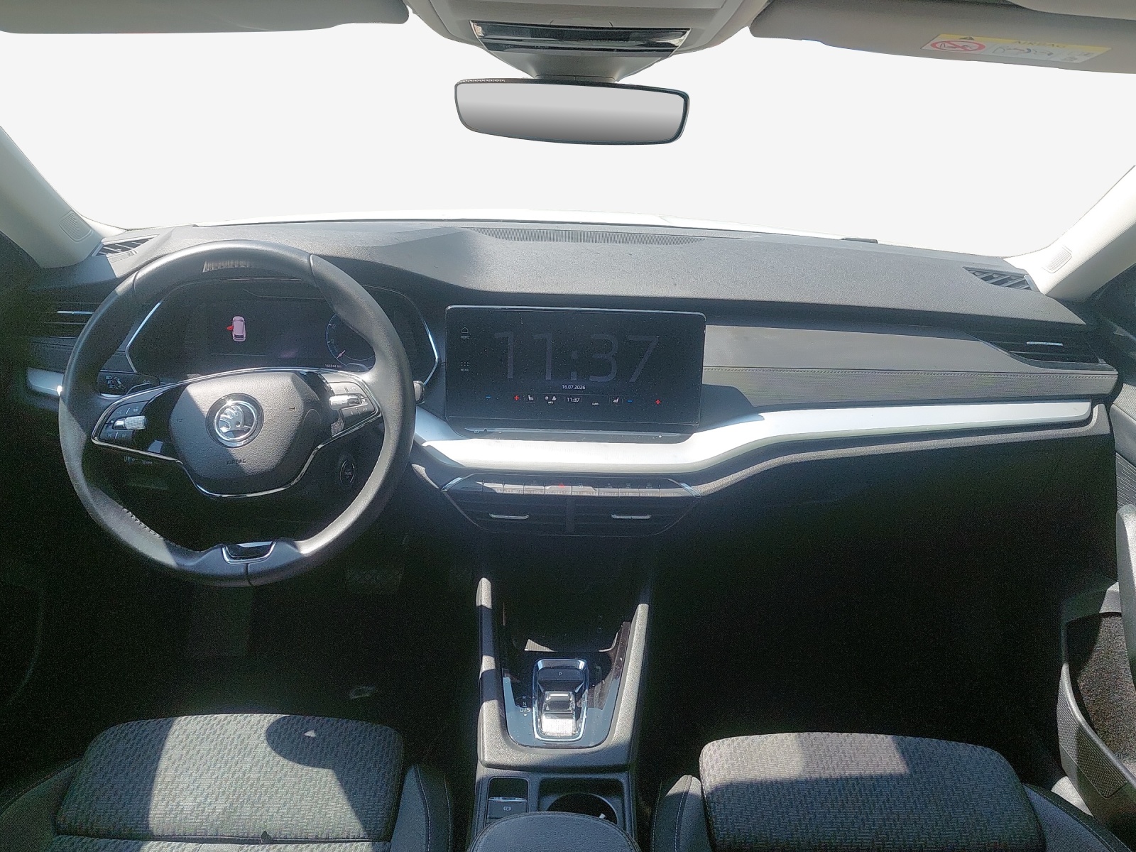 SKODA Octavia Combi 2.0 TDI DSG Ambition-image-8