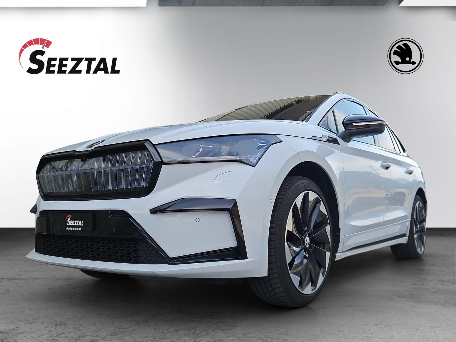 SKODA Skoda Enyaq 80x Sportline-showroom-element-1