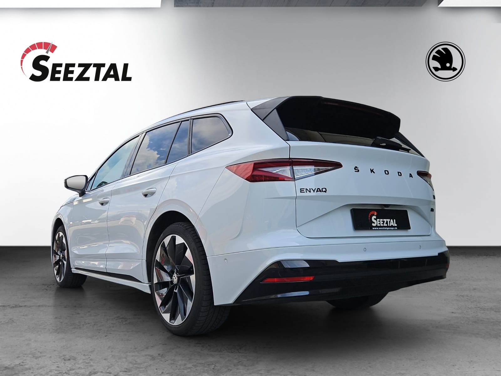 SKODA Skoda Enyaq 80x Sportline-showroom-element-3