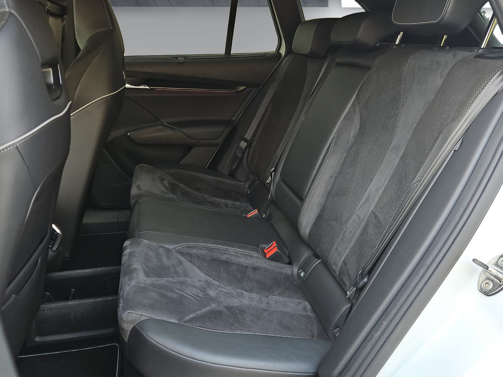 SKODA Skoda Enyaq 80x Sportline-image-13