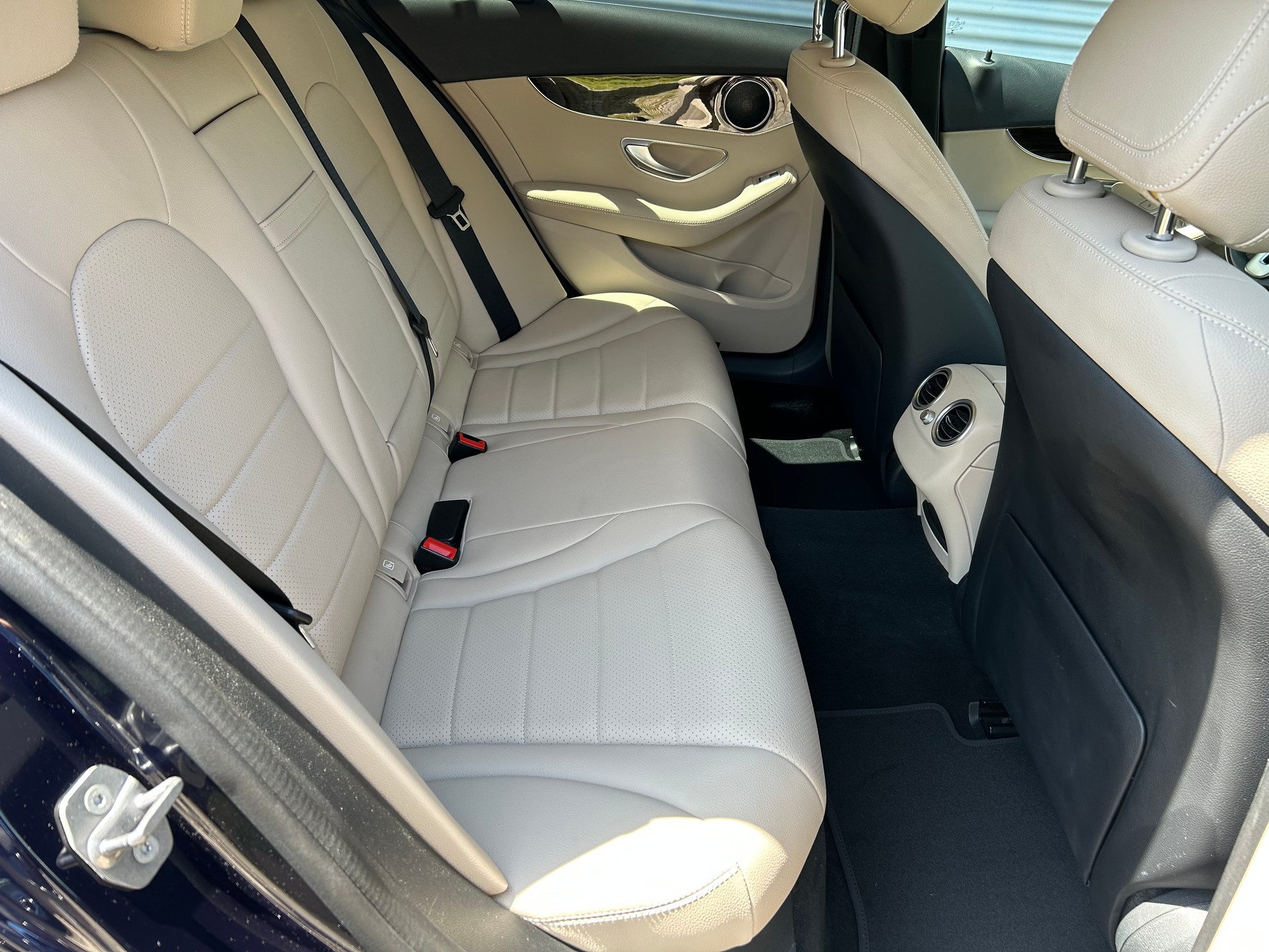 MERCEDES-BENZ C 200 Swiss Star 4M 9G-Tronic-image-8
