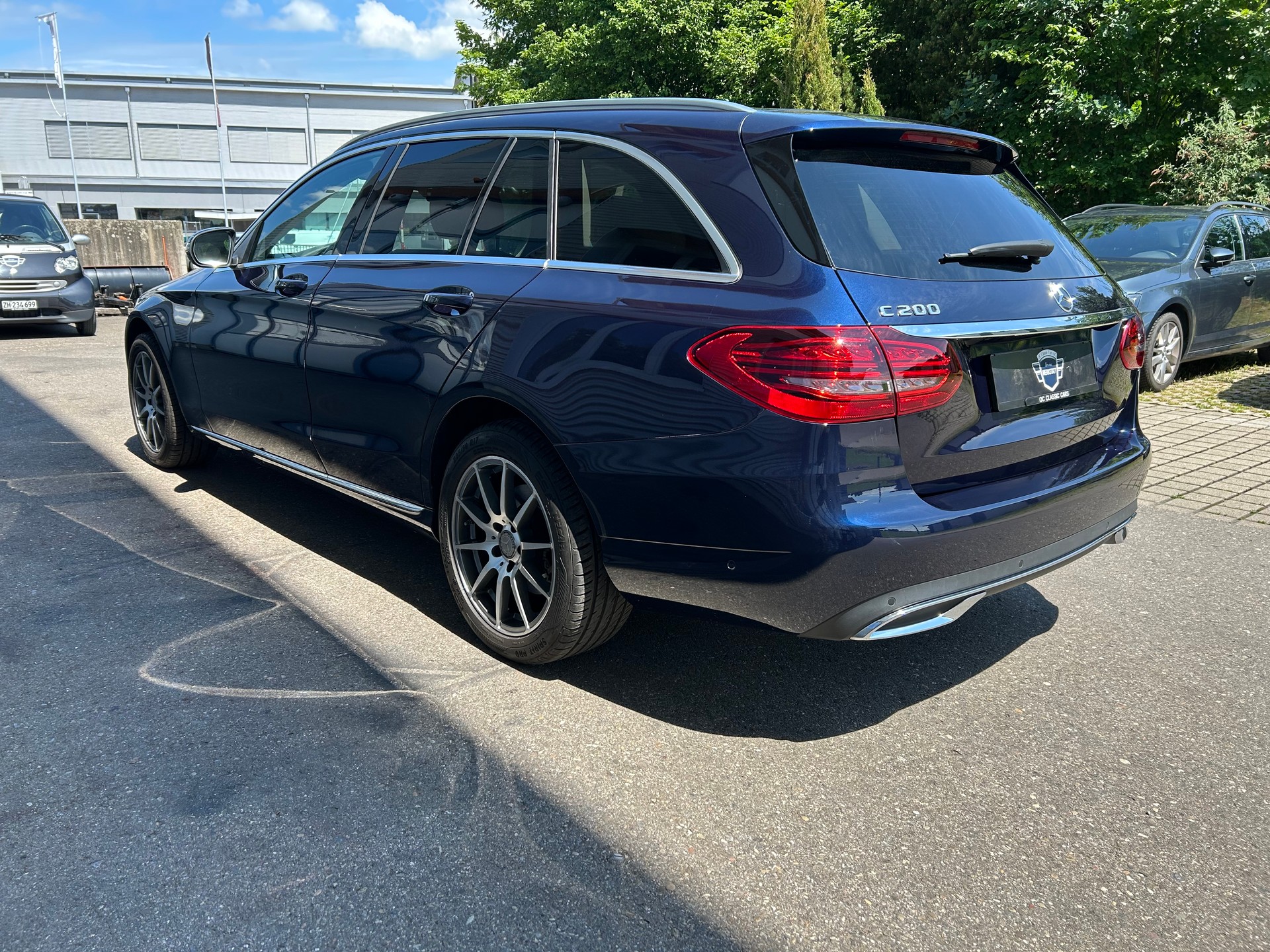 MERCEDES-BENZ C 200 Swiss Star 4M 9G-Tronic-image-4