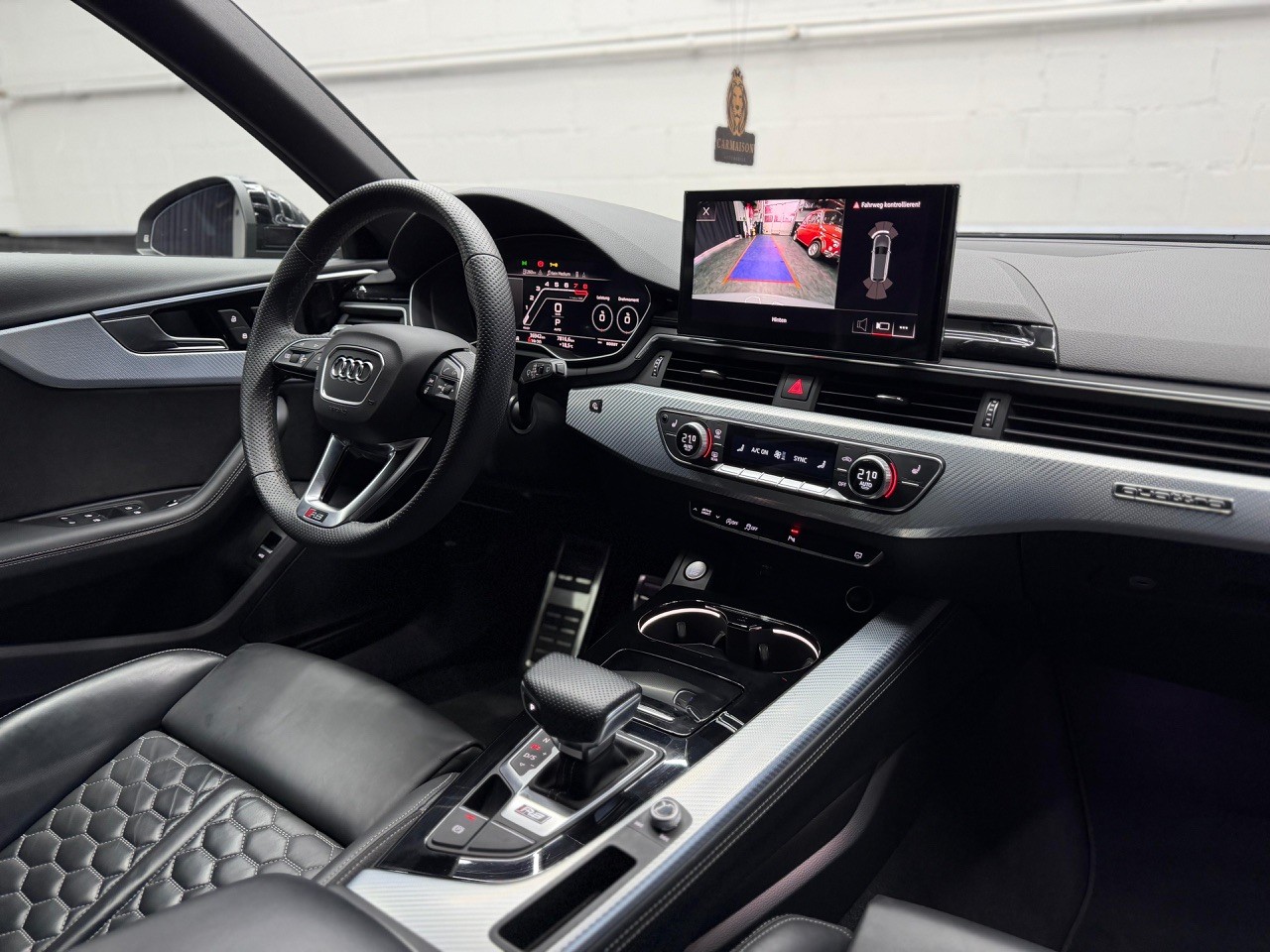 AUDI RS4 Avant quattro | DRC Sportfahrwerk | Virtual Cockpit | Rückfahrkamera | Facelift Model-image-24