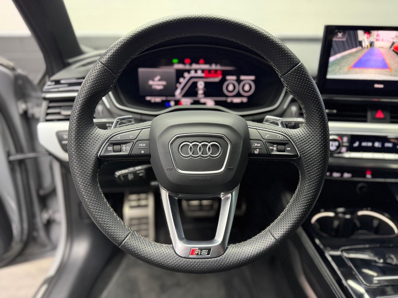 AUDI RS4 Avant quattro | DRC Sportfahrwerk | Virtual Cockpit | Rückfahrkamera | Facelift Model-image-10