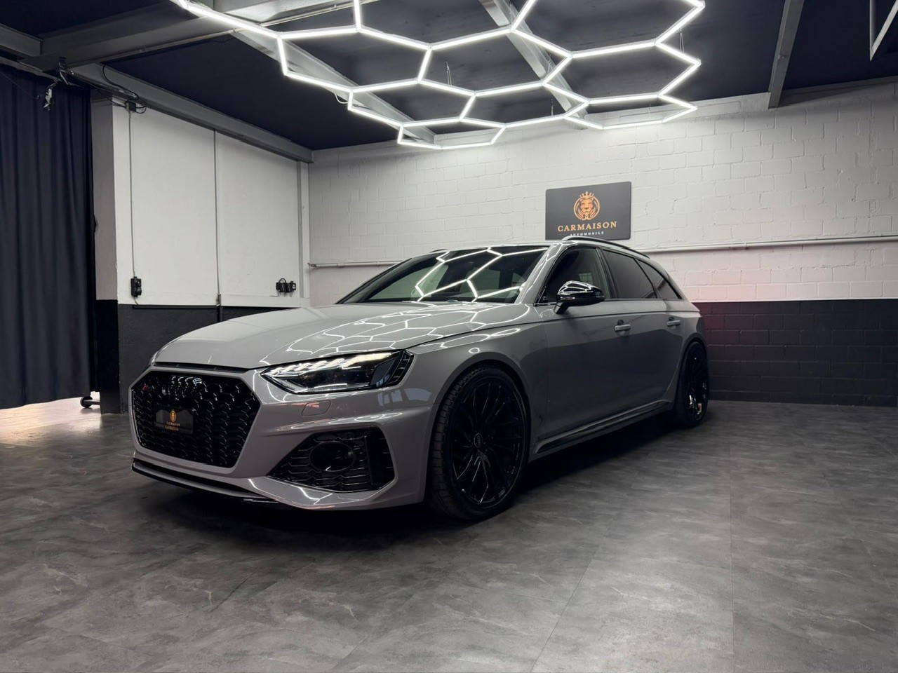 AUDI RS4 Avant quattro | DRC Sportfahrwerk | Virtual Cockpit | Rückfahrkamera | Facelift Model-showroom-element-2