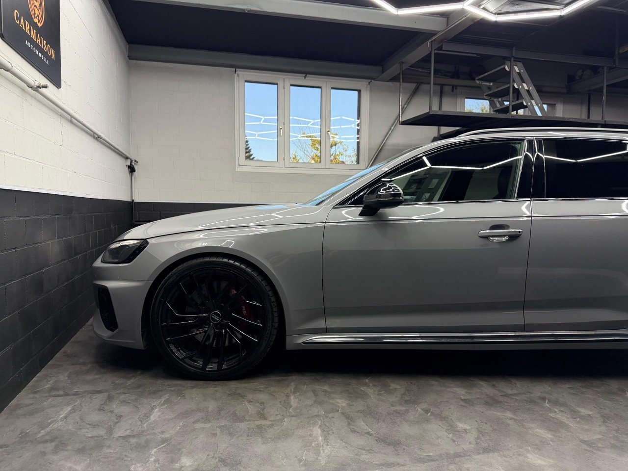 AUDI RS4 Avant quattro | DRC Sportfahrwerk | Virtual Cockpit | Rückfahrkamera | Facelift Model-image-9