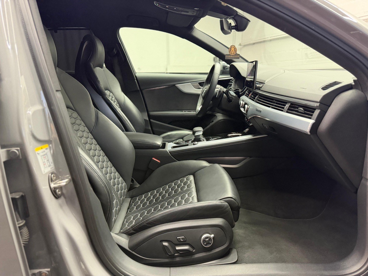 AUDI RS4 Avant quattro | DRC Sportfahrwerk | Virtual Cockpit | Rückfahrkamera | Facelift Model-image-23