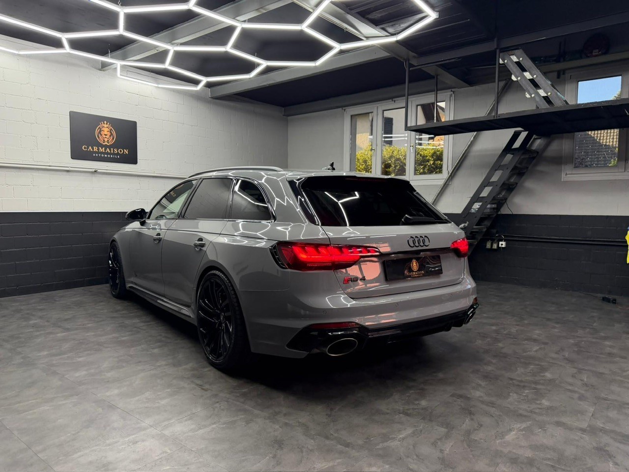 AUDI RS4 Avant quattro | DRC Sportfahrwerk | Virtual Cockpit | Rückfahrkamera | Facelift Model-image-6