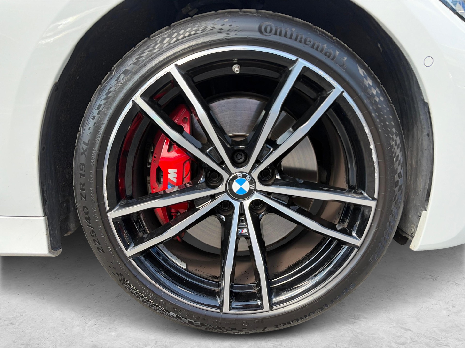 BMW 330i xDrive SAG M Sport-image-18